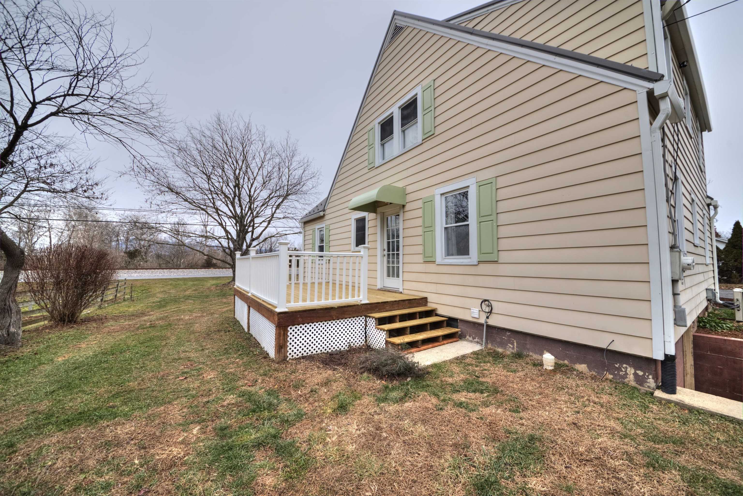 7011 SOUTH EAST SIDE HWY, ELKTON, Virginia 22827, 4 Bedrooms Bedrooms, ,2 BathroomsBathrooms,Residential,7011 SOUTH EAST SIDE HWY,671802 MLS # 671802 7011 SOUTH EAST SIDE HWY, ELKTON, Virginia 22827, 4 Bedrooms Bedrooms, ,2 BathroomsBathrooms,Residential,7011 SOUTH EAST SIDE HWY,671802 MLS # 671802