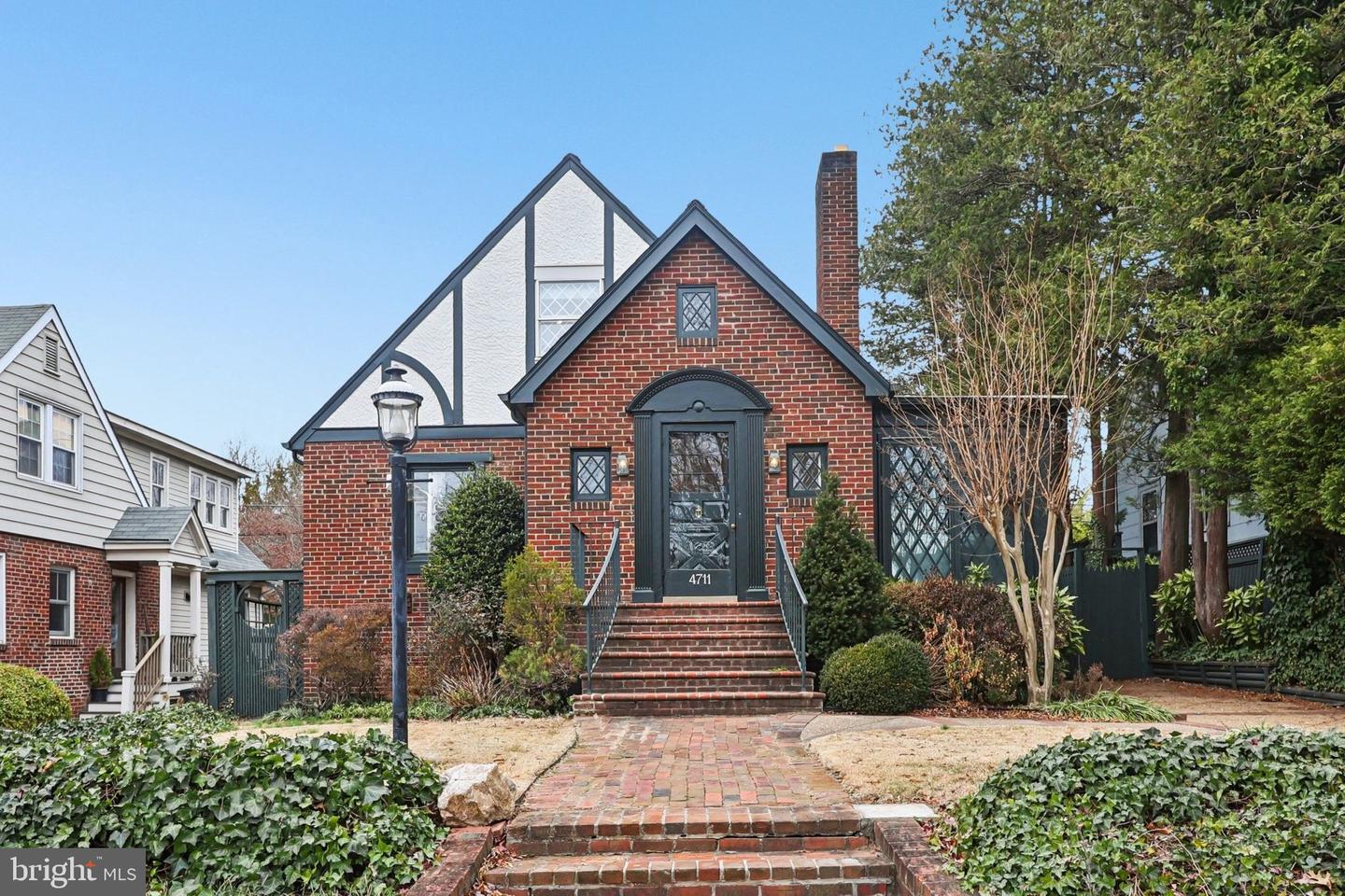 4711 17TH ST N, ARLINGTON, Virginia 22207, 4 Bedrooms Bedrooms, ,2 BathroomsBathrooms,Residential,For sale,4711 17TH ST N,VAAR2065434 MLS # VAAR2065434 4711 17TH ST N, ARLINGTON, Virginia 22207, 4 Bedrooms Bedrooms, ,2 BathroomsBathrooms,Residential,For sale,4711 17TH ST N,VAAR2065434 MLS # VAAR2065434