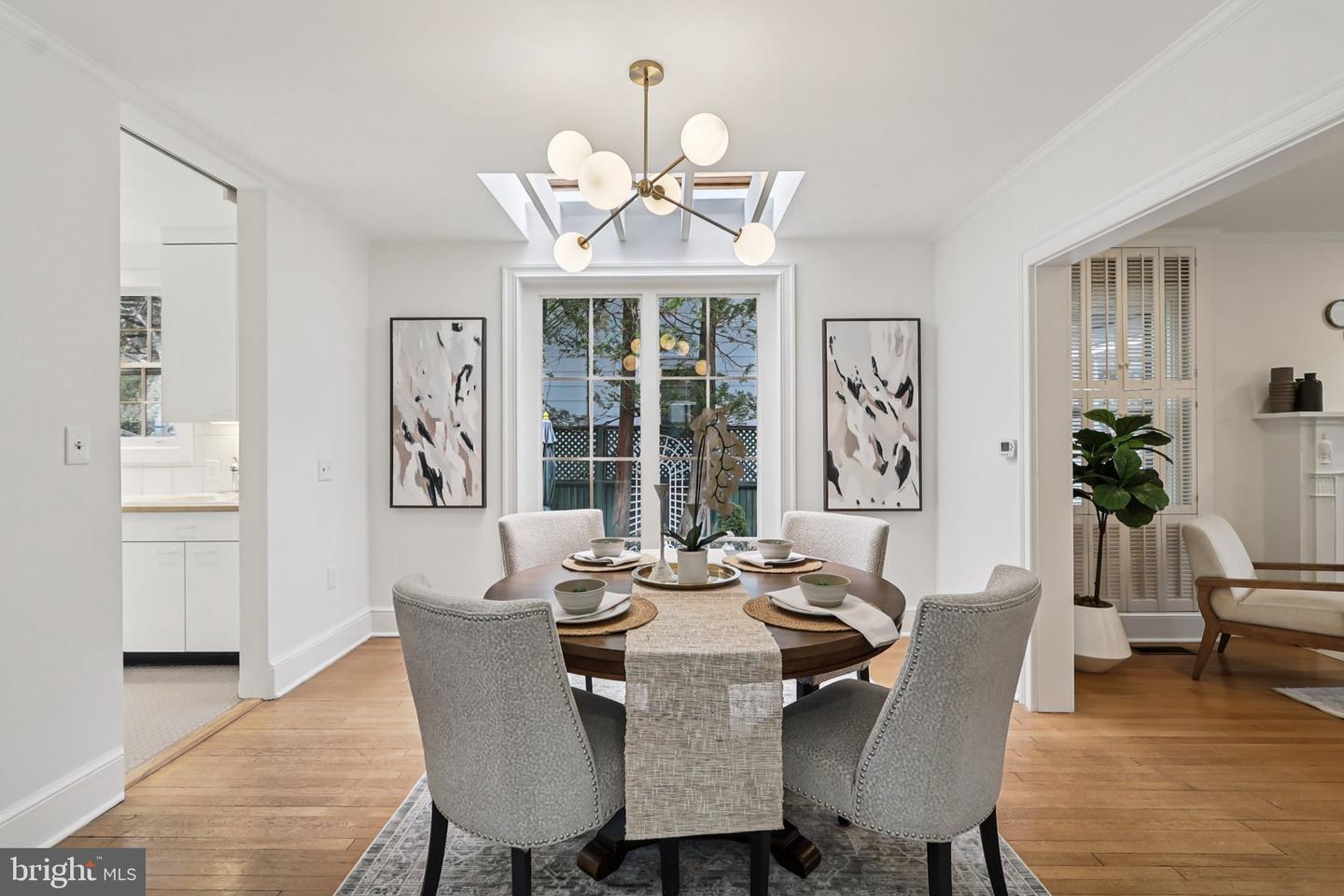 4711 17TH ST N, ARLINGTON, Virginia 22207, 4 Bedrooms Bedrooms, ,2 BathroomsBathrooms,Residential,For sale,4711 17TH ST N,VAAR2065434 MLS # VAAR2065434 4711 17TH ST N, ARLINGTON, Virginia 22207, 4 Bedrooms Bedrooms, ,2 BathroomsBathrooms,Residential,For sale,4711 17TH ST N,VAAR2065434 MLS # VAAR2065434