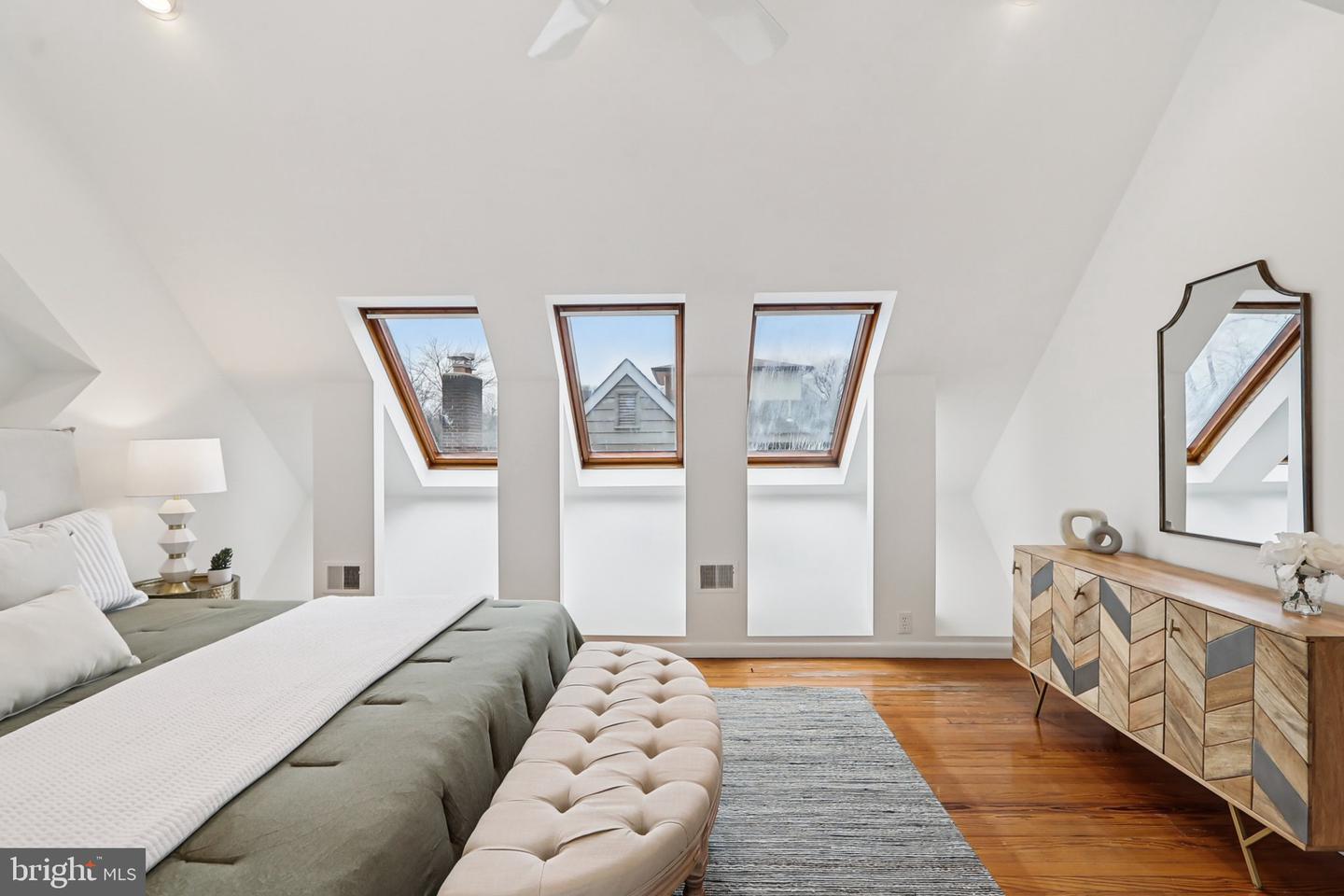 4711 17TH ST N, ARLINGTON, Virginia 22207, 4 Bedrooms Bedrooms, ,2 BathroomsBathrooms,Residential,For sale,4711 17TH ST N,VAAR2065434 MLS # VAAR2065434 4711 17TH ST N, ARLINGTON, Virginia 22207, 4 Bedrooms Bedrooms, ,2 BathroomsBathrooms,Residential,For sale,4711 17TH ST N,VAAR2065434 MLS # VAAR2065434