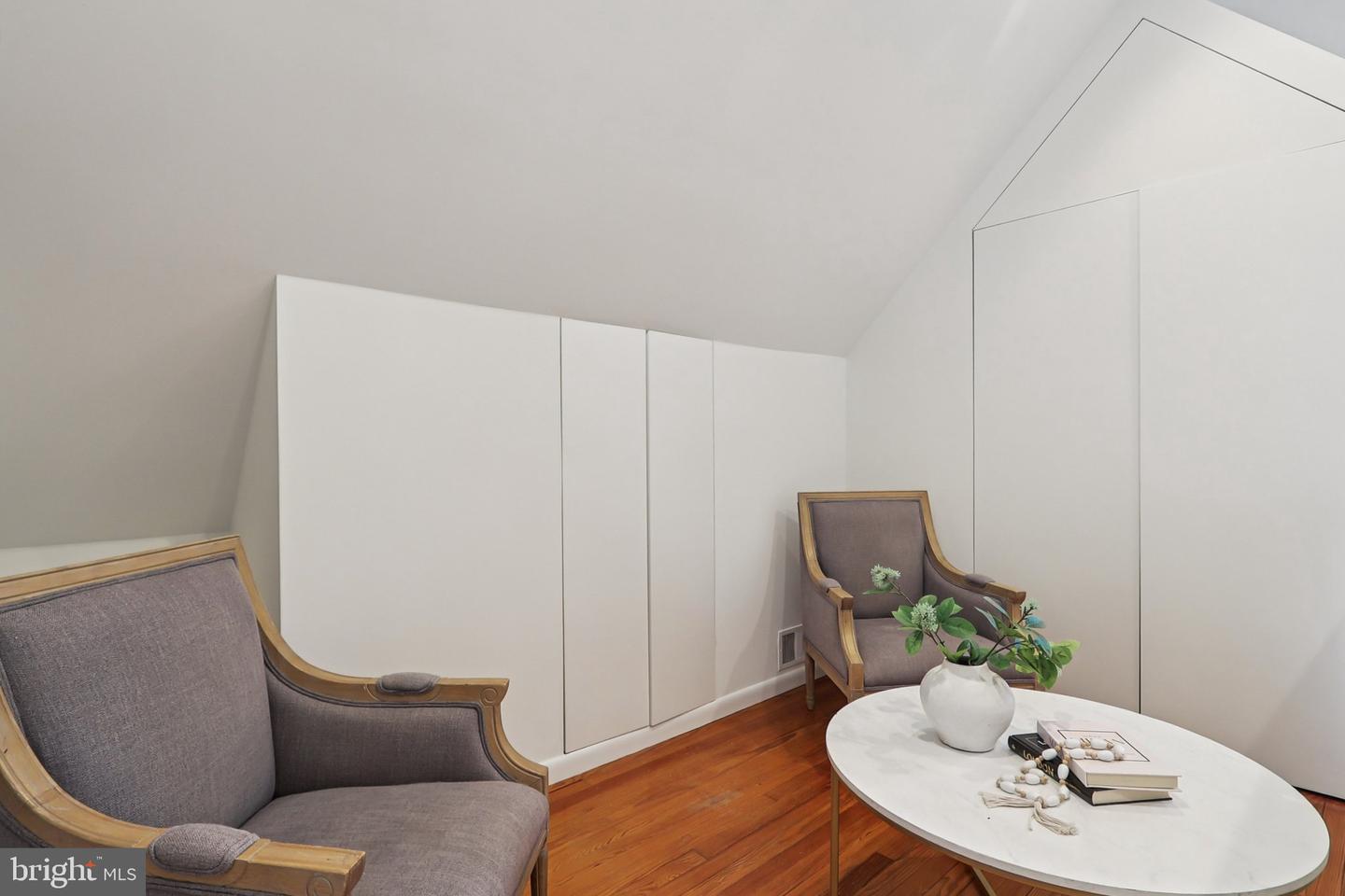 4711 17TH ST N, ARLINGTON, Virginia 22207, 4 Bedrooms Bedrooms, ,2 BathroomsBathrooms,Residential,For sale,4711 17TH ST N,VAAR2065434 MLS # VAAR2065434 4711 17TH ST N, ARLINGTON, Virginia 22207, 4 Bedrooms Bedrooms, ,2 BathroomsBathrooms,Residential,For sale,4711 17TH ST N,VAAR2065434 MLS # VAAR2065434