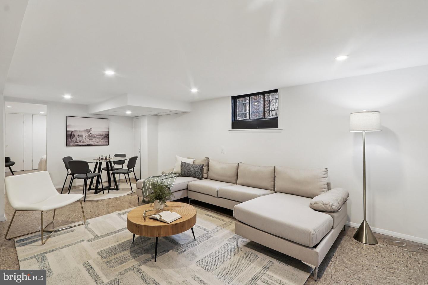 4711 17TH ST N, ARLINGTON, Virginia 22207, 4 Bedrooms Bedrooms, ,2 BathroomsBathrooms,Residential,For sale,4711 17TH ST N,VAAR2065434 MLS # VAAR2065434 4711 17TH ST N, ARLINGTON, Virginia 22207, 4 Bedrooms Bedrooms, ,2 BathroomsBathrooms,Residential,For sale,4711 17TH ST N,VAAR2065434 MLS # VAAR2065434