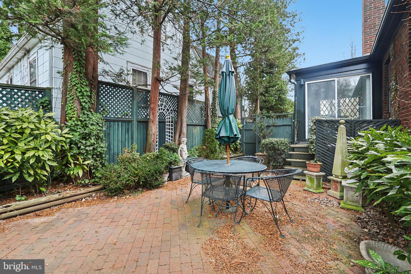 4711 17TH ST N, ARLINGTON, Virginia 22207, 4 Bedrooms Bedrooms, ,2 BathroomsBathrooms,Residential,For sale,4711 17TH ST N,VAAR2065434 MLS # VAAR2065434 4711 17TH ST N, ARLINGTON, Virginia 22207, 4 Bedrooms Bedrooms, ,2 BathroomsBathrooms,Residential,For sale,4711 17TH ST N,VAAR2065434 MLS # VAAR2065434