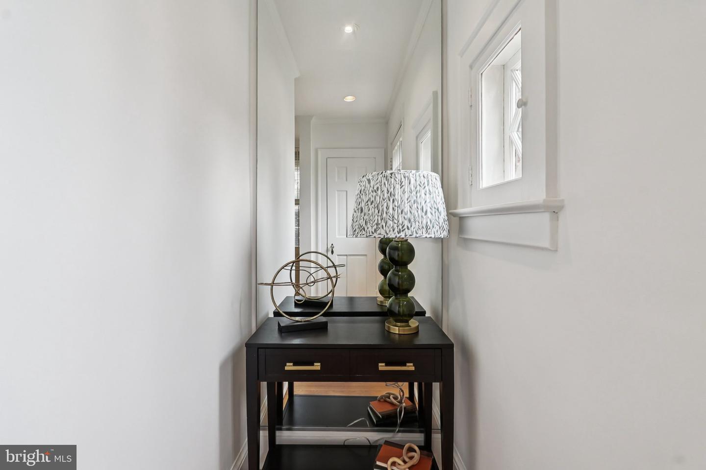 4711 17TH ST N, ARLINGTON, Virginia 22207, 4 Bedrooms Bedrooms, ,2 BathroomsBathrooms,Residential,For sale,4711 17TH ST N,VAAR2065434 MLS # VAAR2065434 4711 17TH ST N, ARLINGTON, Virginia 22207, 4 Bedrooms Bedrooms, ,2 BathroomsBathrooms,Residential,For sale,4711 17TH ST N,VAAR2065434 MLS # VAAR2065434