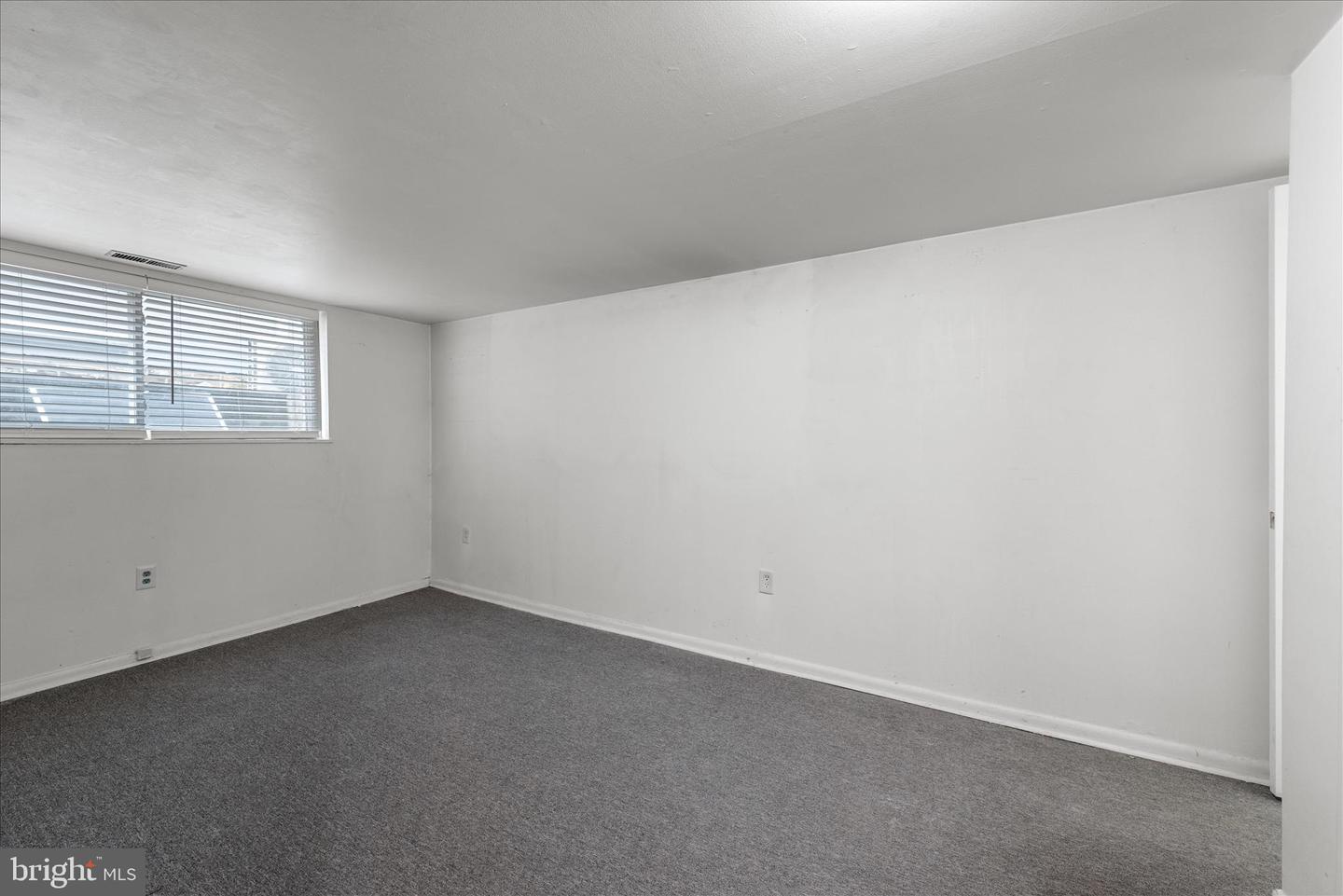 127 SHIRLEY ST, WINCHESTER, Virginia 22601, 4 Bedrooms Bedrooms, ,2 BathroomsBathrooms,Residential,For sale,127 SHIRLEY ST,VAWI2009378 MLS # VAWI2009378 127 SHIRLEY ST, WINCHESTER, Virginia 22601, 4 Bedrooms Bedrooms, ,2 BathroomsBathrooms,Residential,For sale,127 SHIRLEY ST,VAWI2009378 MLS # VAWI2009378