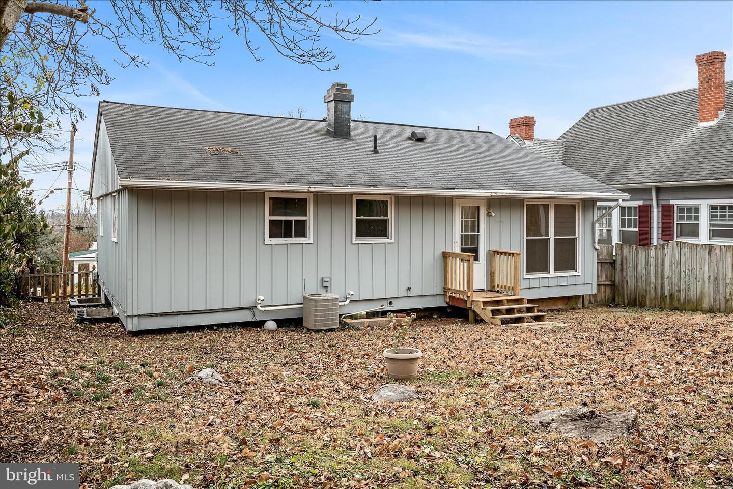 127 SHIRLEY ST, WINCHESTER, Virginia 22601, 4 Bedrooms Bedrooms, ,2 BathroomsBathrooms,Residential,For sale,127 SHIRLEY ST,VAWI2009378 MLS # VAWI2009378 127 SHIRLEY ST, WINCHESTER, Virginia 22601, 4 Bedrooms Bedrooms, ,2 BathroomsBathrooms,Residential,For sale,127 SHIRLEY ST,VAWI2009378 MLS # VAWI2009378