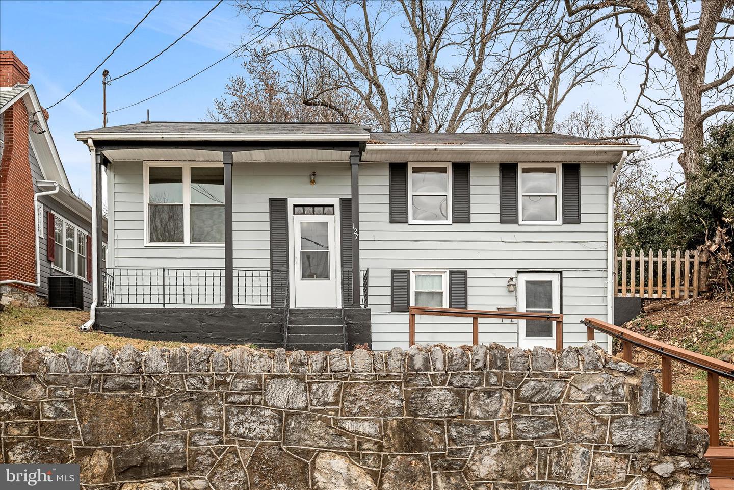 127 SHIRLEY ST, WINCHESTER, Virginia 22601, 4 Bedrooms Bedrooms, ,2 BathroomsBathrooms,Residential,For sale,127 SHIRLEY ST,VAWI2009378 MLS # VAWI2009378 127 SHIRLEY ST, WINCHESTER, Virginia 22601, 4 Bedrooms Bedrooms, ,2 BathroomsBathrooms,Residential,For sale,127 SHIRLEY ST,VAWI2009378 MLS # VAWI2009378