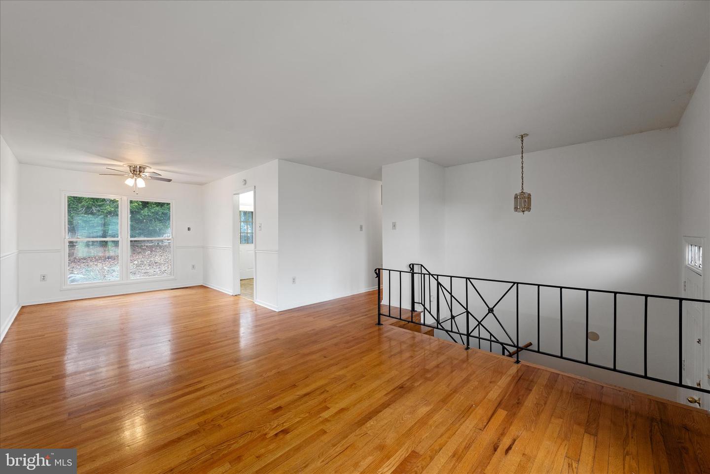 127 SHIRLEY ST, WINCHESTER, Virginia 22601, 4 Bedrooms Bedrooms, ,2 BathroomsBathrooms,Residential,For sale,127 SHIRLEY ST,VAWI2009378 MLS # VAWI2009378 127 SHIRLEY ST, WINCHESTER, Virginia 22601, 4 Bedrooms Bedrooms, ,2 BathroomsBathrooms,Residential,For sale,127 SHIRLEY ST,VAWI2009378 MLS # VAWI2009378