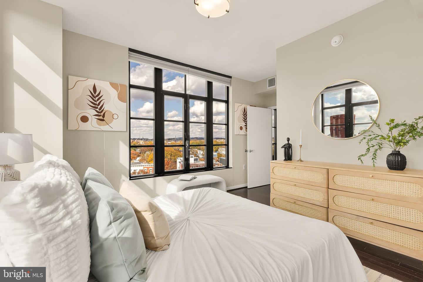 437 NEW YORK AVE NW #1001, WASHINGTON, District Of Columbia 20001, 1 Bedroom Bedrooms, ,1 BathroomBathrooms,Residential,For sale,437 NEW YORK AVE NW #1001,DCDC2230468 MLS # DCDC2230468 437 NEW YORK AVE NW #1001, WASHINGTON, District Of Columbia 20001, 1 Bedroom Bedrooms, ,1 BathroomBathrooms,Residential,For sale,437 NEW YORK AVE NW #1001,DCDC2230468 MLS # DCDC2230468