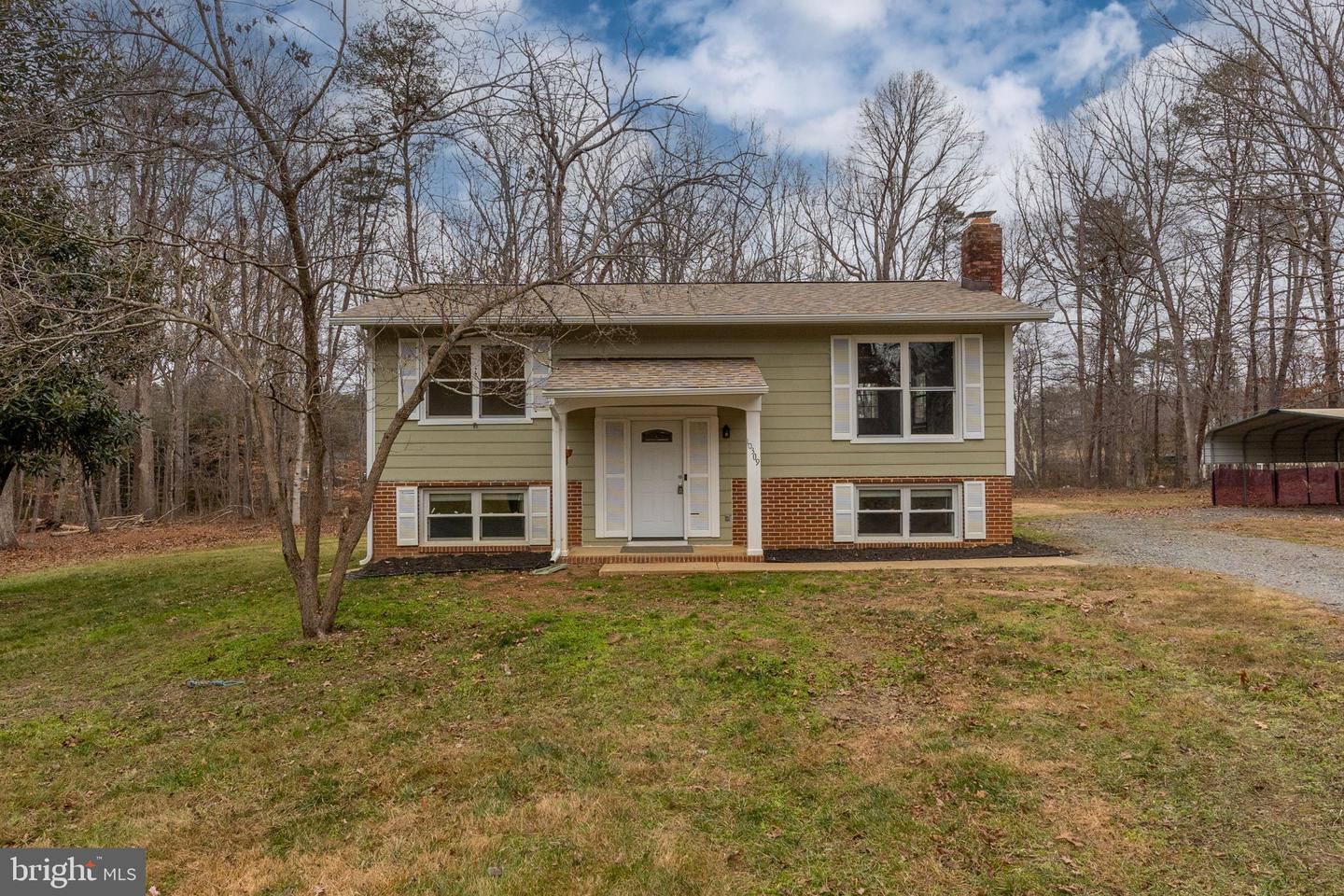10309 SOLON DR, SPOTSYLVANIA, Virginia 22551, 3 Bedrooms Bedrooms, ,2 BathroomsBathrooms,Residential,For sale,10309 SOLON DR,VASP2037552 MLS # VASP2037552
