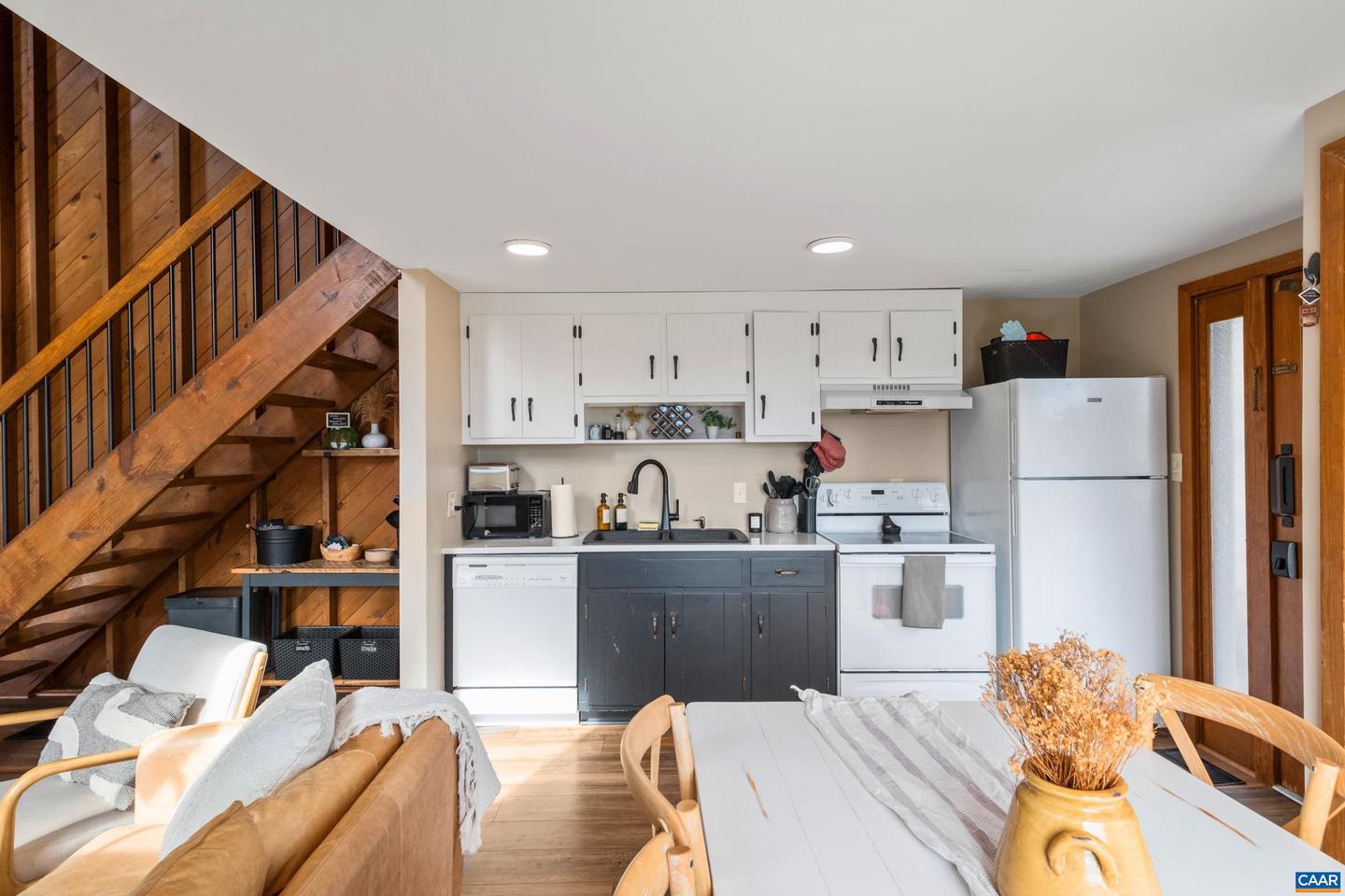 48 MEADOW LN, NELLYSFORD, Virginia 22958, 3 Bedrooms Bedrooms, ,2 BathroomsBathrooms,Residential,For sale,48 MEADOW LN,671023 MLS # 671023 48 MEADOW LN, NELLYSFORD, Virginia 22958, 3 Bedrooms Bedrooms, ,2 BathroomsBathrooms,Residential,For sale,48 MEADOW LN,671023 MLS # 671023