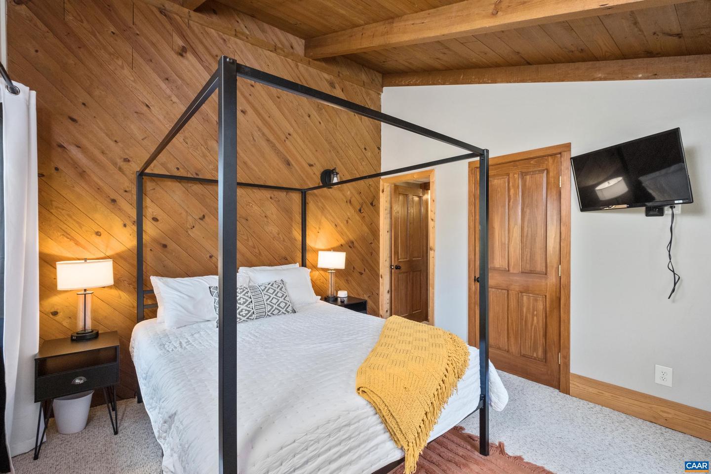 48 MEADOW LN, NELLYSFORD, Virginia 22958, 3 Bedrooms Bedrooms, ,2 BathroomsBathrooms,Residential,For sale,48 MEADOW LN,671023 MLS # 671023 48 MEADOW LN, NELLYSFORD, Virginia 22958, 3 Bedrooms Bedrooms, ,2 BathroomsBathrooms,Residential,For sale,48 MEADOW LN,671023 MLS # 671023