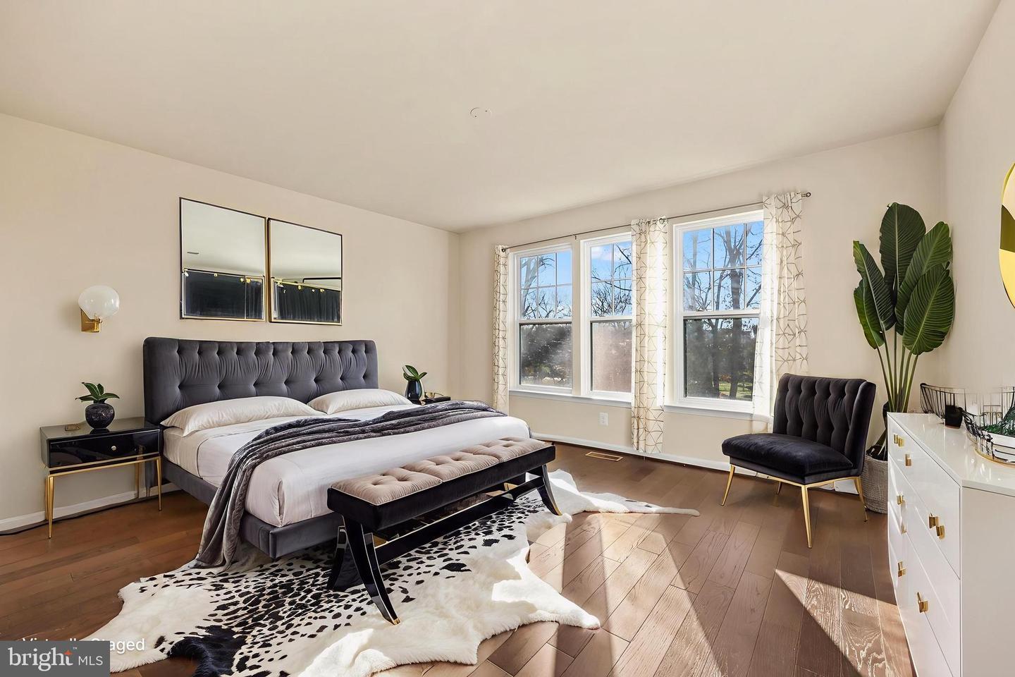 43362 WAYFARER SQ, CHANTILLY, Virginia 20152, 3 Bedrooms Bedrooms, ,2 BathroomsBathrooms,Residential,For sale,43362 WAYFARER SQ,VALO2111382 MLS # VALO2111382 43362 WAYFARER SQ, CHANTILLY, Virginia 20152, 3 Bedrooms Bedrooms, ,2 BathroomsBathrooms,Residential,For sale,43362 WAYFARER SQ,VALO2111382 MLS # VALO2111382