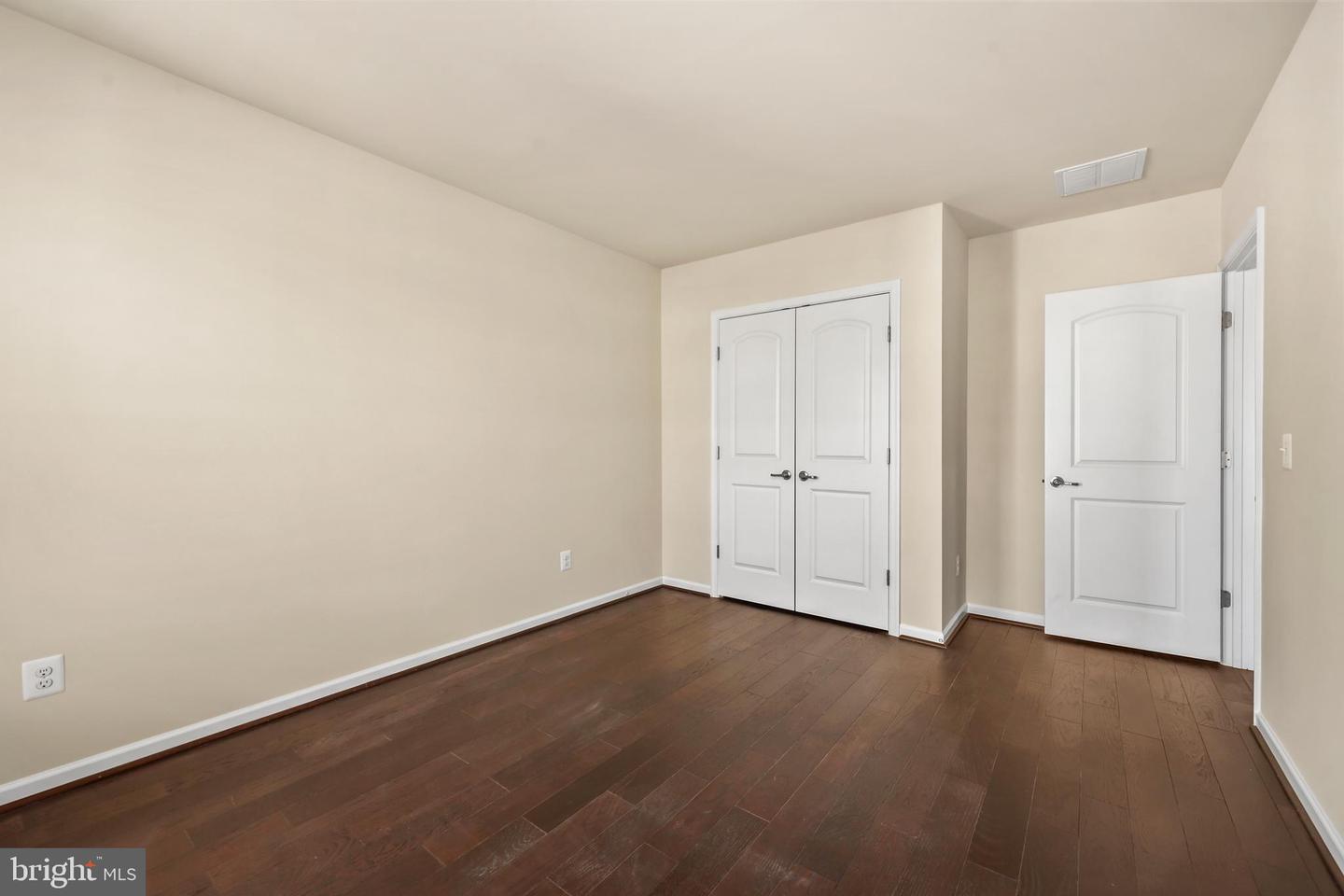 43362 WAYFARER SQ, CHANTILLY, Virginia 20152, 3 Bedrooms Bedrooms, ,2 BathroomsBathrooms,Residential,For sale,43362 WAYFARER SQ,VALO2111382 MLS # VALO2111382 43362 WAYFARER SQ, CHANTILLY, Virginia 20152, 3 Bedrooms Bedrooms, ,2 BathroomsBathrooms,Residential,For sale,43362 WAYFARER SQ,VALO2111382 MLS # VALO2111382