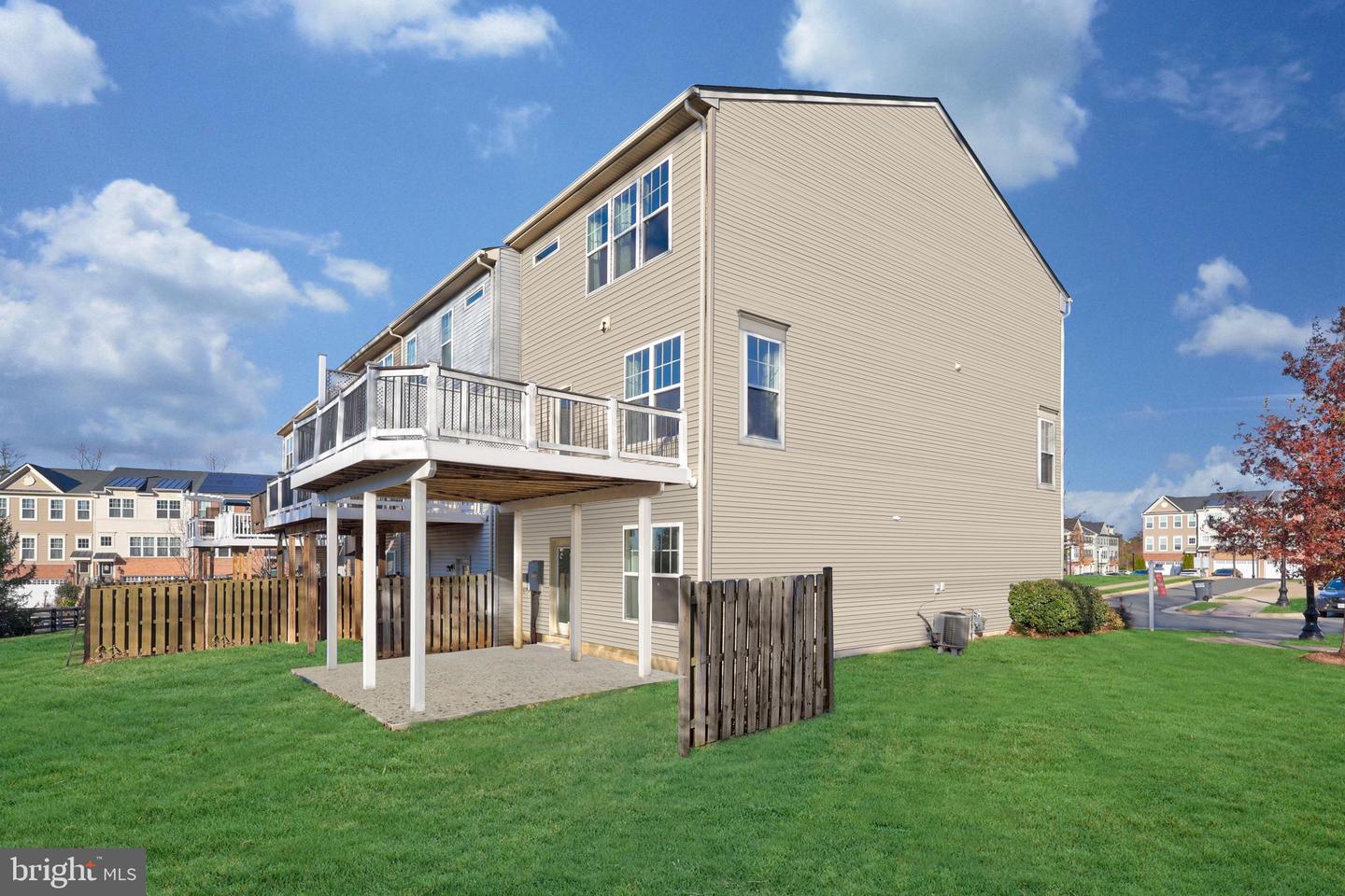 43362 WAYFARER SQ, CHANTILLY, Virginia 20152, 3 Bedrooms Bedrooms, ,2 BathroomsBathrooms,Residential,For sale,43362 WAYFARER SQ,VALO2111382 MLS # VALO2111382 43362 WAYFARER SQ, CHANTILLY, Virginia 20152, 3 Bedrooms Bedrooms, ,2 BathroomsBathrooms,Residential,For sale,43362 WAYFARER SQ,VALO2111382 MLS # VALO2111382