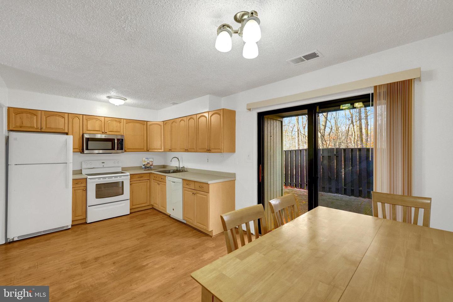 2142 CARTWRIGHT PL, RESTON, Virginia 20191, 3 Bedrooms Bedrooms, ,1 BathroomBathrooms,Residential,For sale,2142 CARTWRIGHT PL,VAFX2279954 MLS # VAFX2279954 2142 CARTWRIGHT PL, RESTON, Virginia 20191, 3 Bedrooms Bedrooms, ,1 BathroomBathrooms,Residential,For sale,2142 CARTWRIGHT PL,VAFX2279954 MLS # VAFX2279954