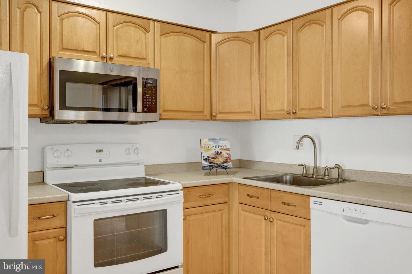 2142 CARTWRIGHT PL, RESTON, Virginia 20191, 3 Bedrooms Bedrooms, ,1 BathroomBathrooms,Residential,For sale,2142 CARTWRIGHT PL,VAFX2279954 MLS # VAFX2279954 2142 CARTWRIGHT PL, RESTON, Virginia 20191, 3 Bedrooms Bedrooms, ,1 BathroomBathrooms,Residential,For sale,2142 CARTWRIGHT PL,VAFX2279954 MLS # VAFX2279954