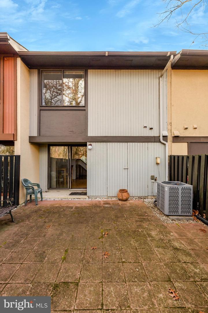 2142 CARTWRIGHT PL, RESTON, Virginia 20191, 3 Bedrooms Bedrooms, ,1 BathroomBathrooms,Residential,For sale,2142 CARTWRIGHT PL,VAFX2279954 MLS # VAFX2279954 2142 CARTWRIGHT PL, RESTON, Virginia 20191, 3 Bedrooms Bedrooms, ,1 BathroomBathrooms,Residential,For sale,2142 CARTWRIGHT PL,VAFX2279954 MLS # VAFX2279954