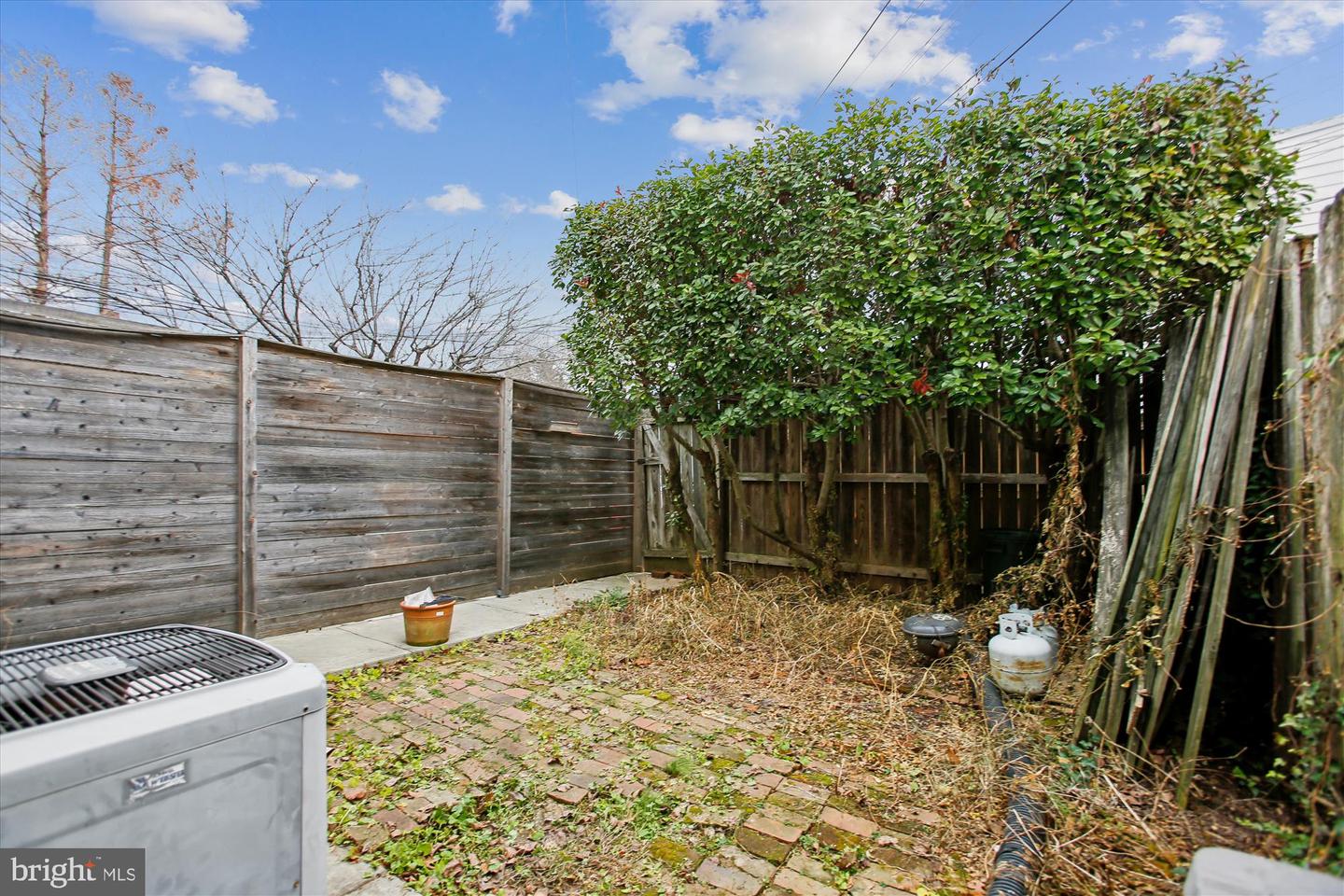 344 11TH ST SE, WASHINGTON, District Of Columbia 20003, 2 Bedrooms Bedrooms, 10 Rooms Rooms,2 BathroomsBathrooms,Residential,For sale,344 11TH ST SE,DCDC2232724 MLS # DCDC2232724 344 11TH ST SE, WASHINGTON, District Of Columbia 20003, 2 Bedrooms Bedrooms, 10 Rooms Rooms,2 BathroomsBathrooms,Residential,For sale,344 11TH ST SE,DCDC2232724 MLS # DCDC2232724