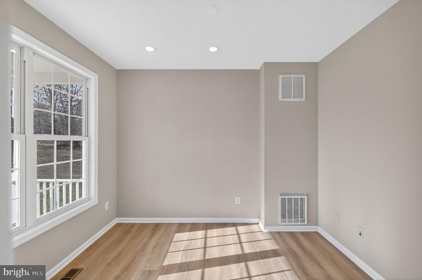 293 PENNY ANN LN, STRASBURG, Virginia 22657, 3 Bedrooms Bedrooms, ,3 BathroomsBathrooms,Residential,For sale,293 PENNY ANN LN,VAWR2012848 MLS # VAWR2012848 293 PENNY ANN LN, STRASBURG, Virginia 22657, 3 Bedrooms Bedrooms, ,3 BathroomsBathrooms,Residential,For sale,293 PENNY ANN LN,VAWR2012848 MLS # VAWR2012848