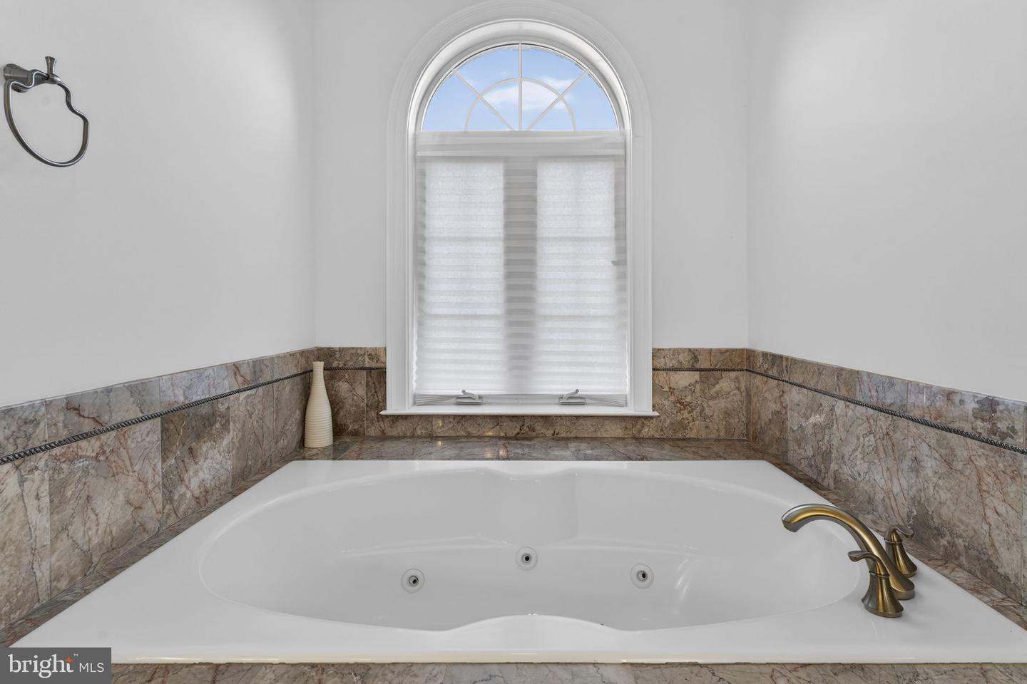 15145 LEES CROSSING LN, LEESBURG, Virginia 20176, 6 Bedrooms Bedrooms, ,4 BathroomsBathrooms,Residential,For sale,15145 LEES CROSSING LN,VALO2111708 MLS # VALO2111708 15145 LEES CROSSING LN, LEESBURG, Virginia 20176, 6 Bedrooms Bedrooms, ,4 BathroomsBathrooms,Residential,For sale,15145 LEES CROSSING LN,VALO2111708 MLS # VALO2111708