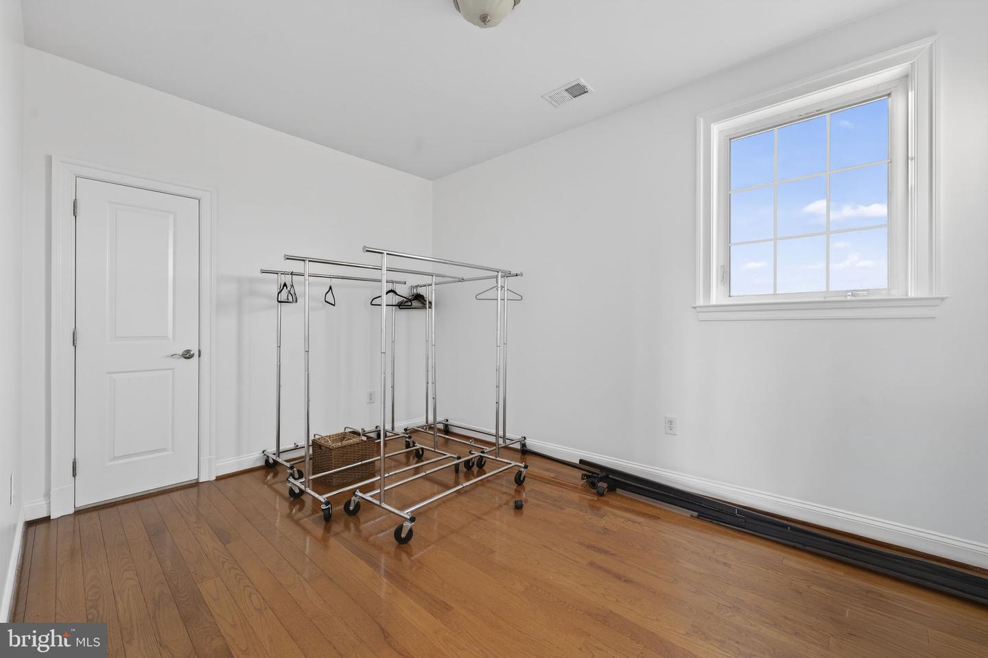 15145 LEES CROSSING LN, LEESBURG, Virginia 20176, 6 Bedrooms Bedrooms, ,4 BathroomsBathrooms,Residential,For sale,15145 LEES CROSSING LN,VALO2111708 MLS # VALO2111708 15145 LEES CROSSING LN, LEESBURG, Virginia 20176, 6 Bedrooms Bedrooms, ,4 BathroomsBathrooms,Residential,For sale,15145 LEES CROSSING LN,VALO2111708 MLS # VALO2111708