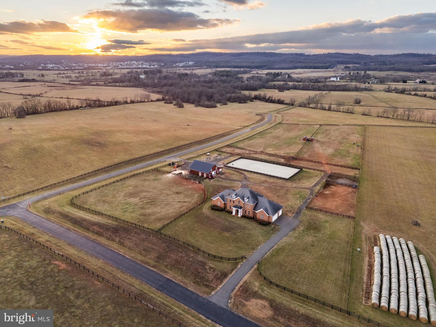 15145 LEES CROSSING LN, LEESBURG, Virginia 20176, 6 Bedrooms Bedrooms, ,4 BathroomsBathrooms,Residential,For sale,15145 LEES CROSSING LN,VALO2111708 MLS # VALO2111708 15145 LEES CROSSING LN, LEESBURG, Virginia 20176, 6 Bedrooms Bedrooms, ,4 BathroomsBathrooms,Residential,For sale,15145 LEES CROSSING LN,VALO2111708 MLS # VALO2111708