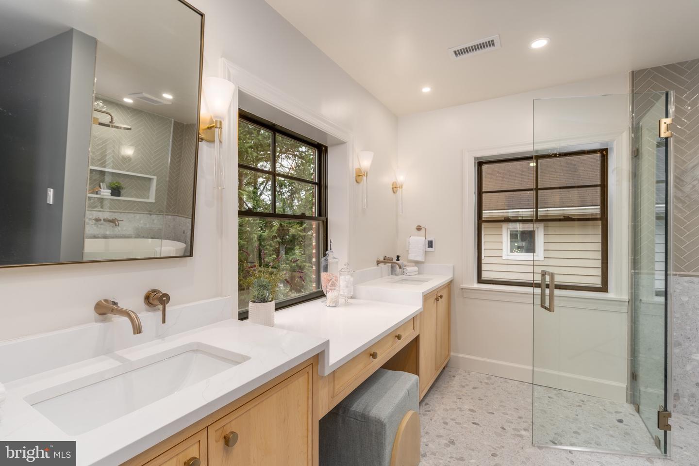 2619 WISCONSIN AVE NW, WASHINGTON, District Of Columbia 20007, 6 Bedrooms Bedrooms, ,6 BathroomsBathrooms,Residential,For sale,2619 WISCONSIN AVE NW,DCDC2233526 MLS # DCDC2233526 2619 WISCONSIN AVE NW, WASHINGTON, District Of Columbia 20007, 6 Bedrooms Bedrooms, ,6 BathroomsBathrooms,Residential,For sale,2619 WISCONSIN AVE NW,DCDC2233526 MLS # DCDC2233526