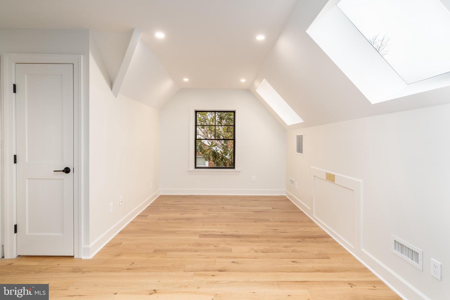 2619 WISCONSIN AVE NW, WASHINGTON, District Of Columbia 20007, 6 Bedrooms Bedrooms, ,6 BathroomsBathrooms,Residential,For sale,2619 WISCONSIN AVE NW,DCDC2233526 MLS # DCDC2233526 2619 WISCONSIN AVE NW, WASHINGTON, District Of Columbia 20007, 6 Bedrooms Bedrooms, ,6 BathroomsBathrooms,Residential,For sale,2619 WISCONSIN AVE NW,DCDC2233526 MLS # DCDC2233526