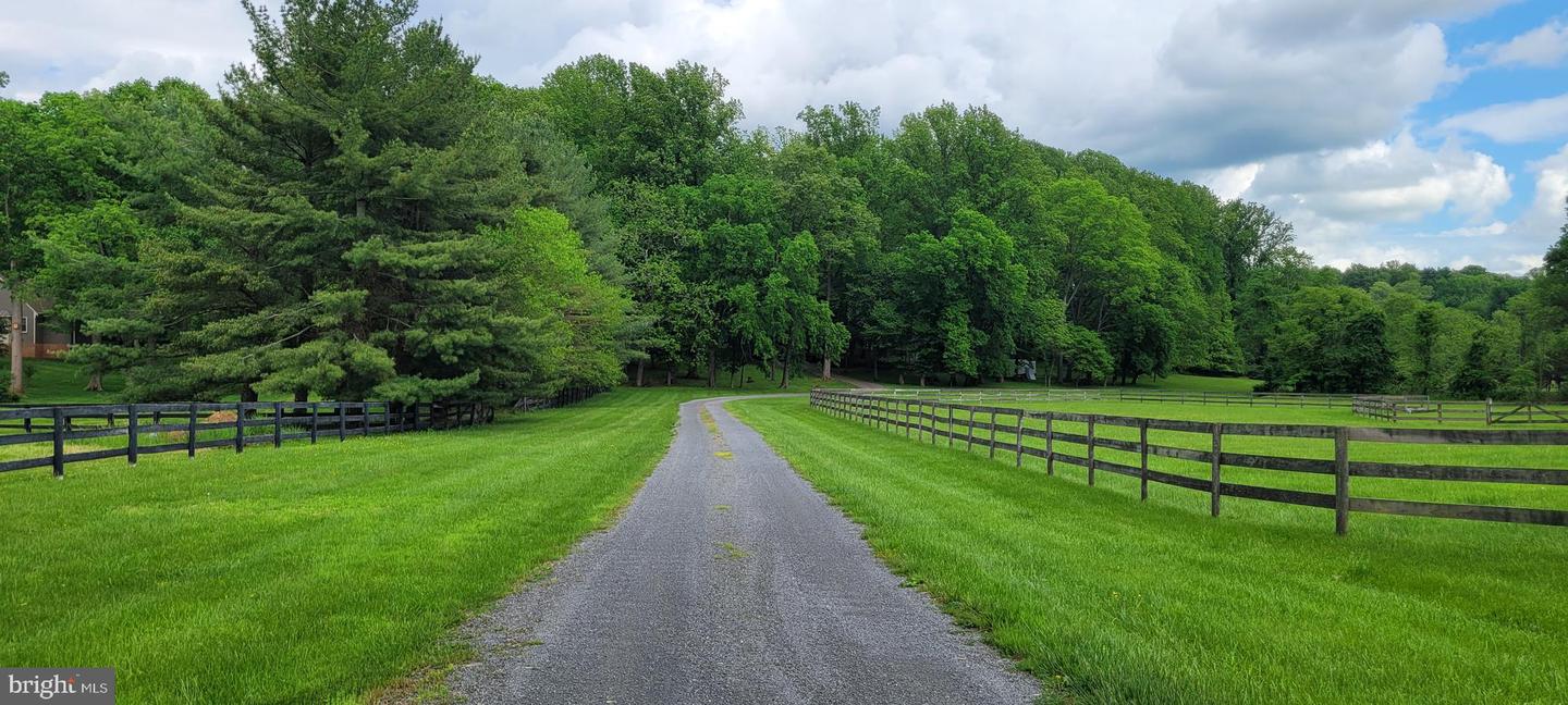 7145 LEETON RIDGE RD, WARRENTON, Virginia 20186, 3 Bedrooms Bedrooms, 8 Rooms Rooms,2 BathroomsBathrooms,Residential,For sale,7145 LEETON RIDGE RD,VAFQ2019854 MLS # VAFQ2019854 7145 LEETON RIDGE RD, WARRENTON, Virginia 20186, 3 Bedrooms Bedrooms, 8 Rooms Rooms,2 BathroomsBathrooms,Residential,For sale,7145 LEETON RIDGE RD,VAFQ2019854 MLS # VAFQ2019854