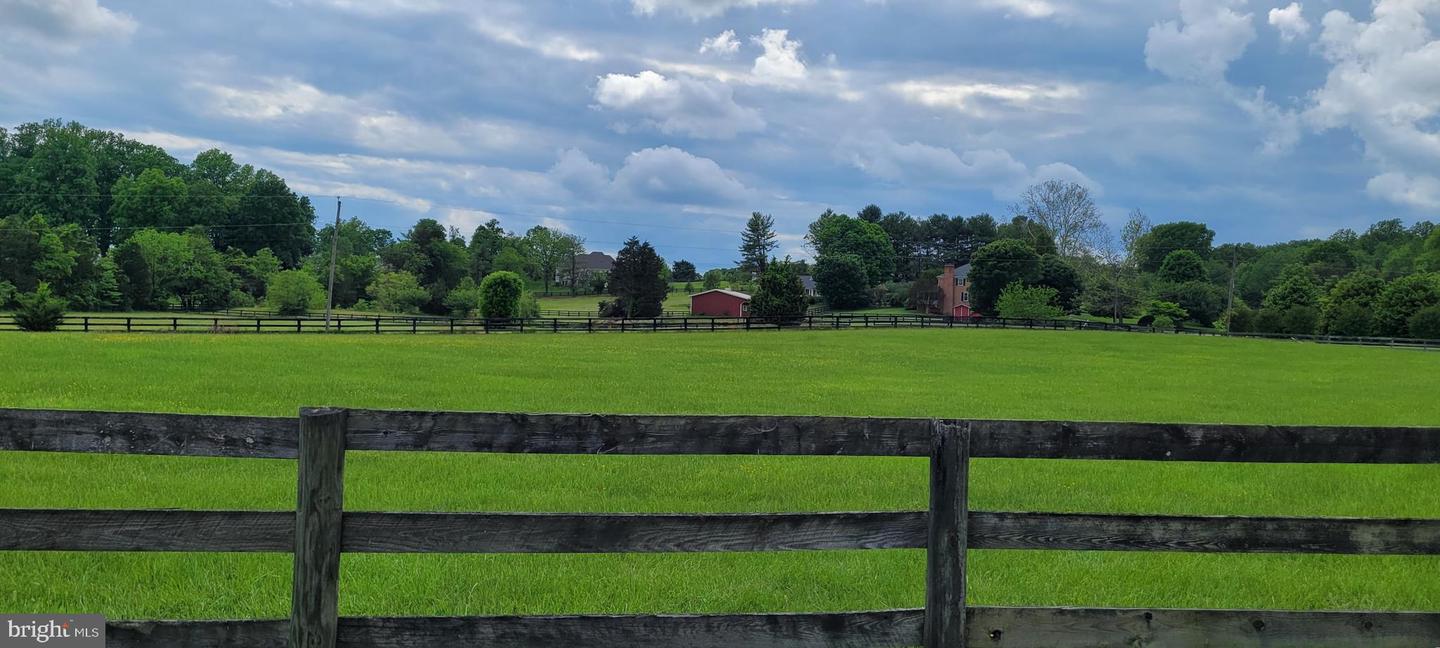 7145 LEETON RIDGE RD, WARRENTON, Virginia 20186, 3 Bedrooms Bedrooms, 8 Rooms Rooms,2 BathroomsBathrooms,Residential,For sale,7145 LEETON RIDGE RD,VAFQ2019854 MLS # VAFQ2019854 7145 LEETON RIDGE RD, WARRENTON, Virginia 20186, 3 Bedrooms Bedrooms, 8 Rooms Rooms,2 BathroomsBathrooms,Residential,For sale,7145 LEETON RIDGE RD,VAFQ2019854 MLS # VAFQ2019854