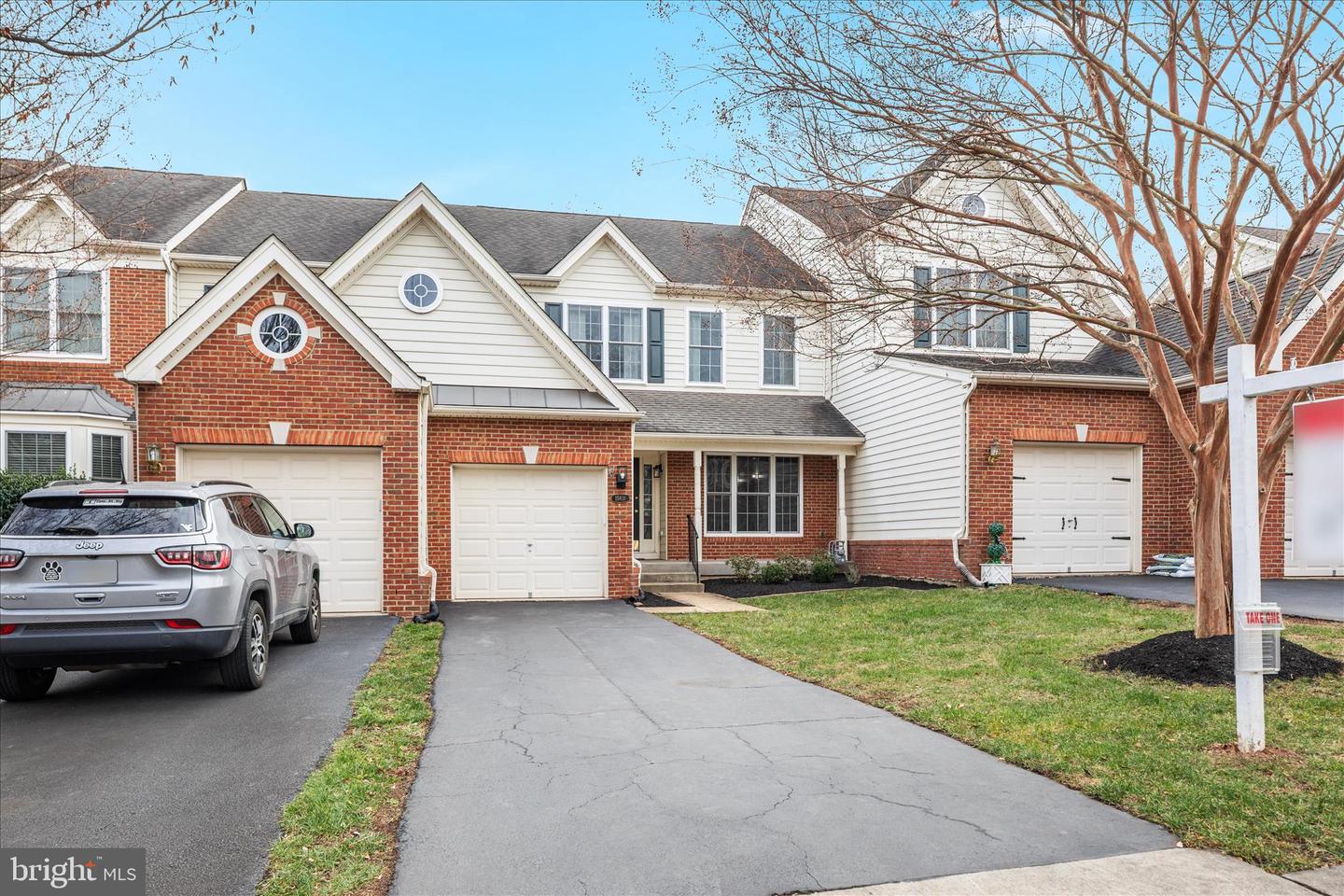 15831 FOURMILE CREEK CT, HAYMARKET, Virginia 20169, 3 Bedrooms Bedrooms, ,3 BathroomsBathrooms,Residential,For sale,15831 FOURMILE CREEK CT,VAPW2108748 MLS # VAPW2108748 15831 FOURMILE CREEK CT, HAYMARKET, Virginia 20169, 3 Bedrooms Bedrooms, ,3 BathroomsBathrooms,Residential,For sale,15831 FOURMILE CREEK CT,VAPW2108748 MLS # VAPW2108748