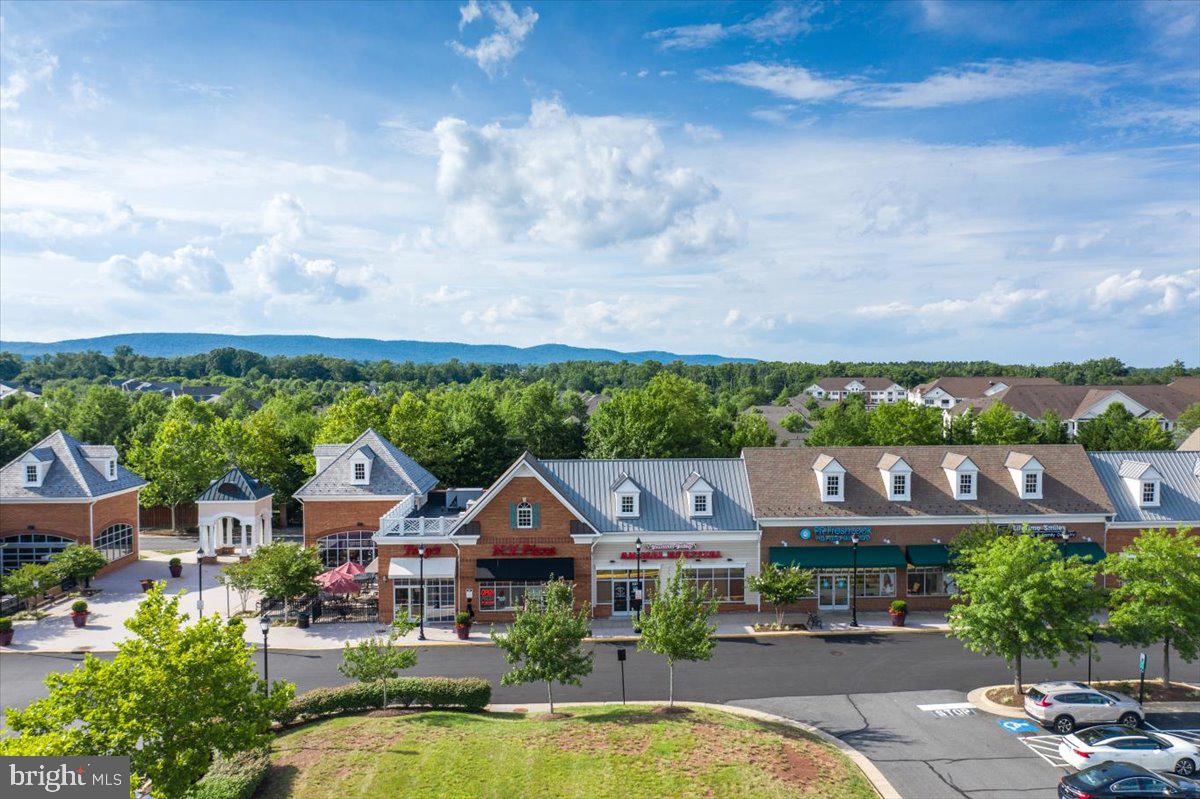 15831 FOURMILE CREEK CT, HAYMARKET, Virginia 20169, 3 Bedrooms Bedrooms, ,3 BathroomsBathrooms,Residential,For sale,15831 FOURMILE CREEK CT,VAPW2108748 MLS # VAPW2108748