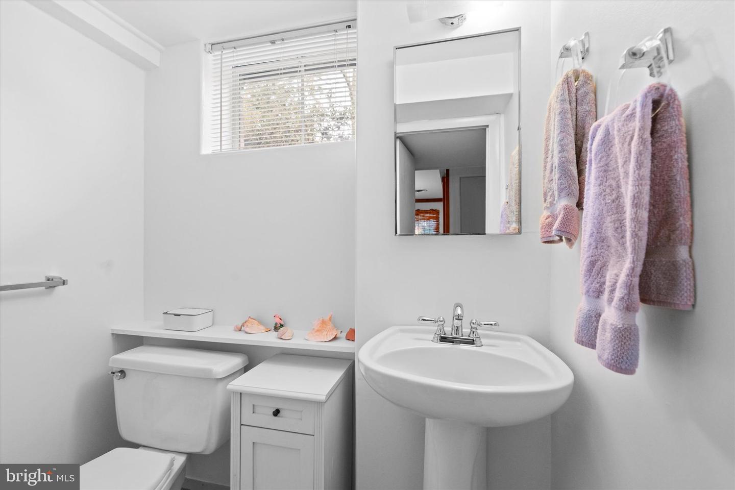 3414 EXECUTIVE AVE, FALLS CHURCH, Virginia 22042, 4 Bedrooms Bedrooms, ,2 BathroomsBathrooms,Residential,For sale,3414 EXECUTIVE AVE,VAFX2281862 MLS # VAFX2281862 3414 EXECUTIVE AVE, FALLS CHURCH, Virginia 22042, 4 Bedrooms Bedrooms, ,2 BathroomsBathrooms,Residential,For sale,3414 EXECUTIVE AVE,VAFX2281862 MLS # VAFX2281862