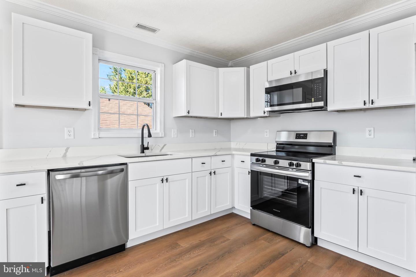 231 DERBY LN, LOUISA, Virginia 23093, 4 Bedrooms Bedrooms, 11 Rooms Rooms,2 BathroomsBathrooms,Residential,For sale,231 DERBY LN,VALA2008994 MLS # VALA2008994 231 DERBY LN, LOUISA, Virginia 23093, 4 Bedrooms Bedrooms, 11 Rooms Rooms,2 BathroomsBathrooms,Residential,For sale,231 DERBY LN,VALA2008994 MLS # VALA2008994