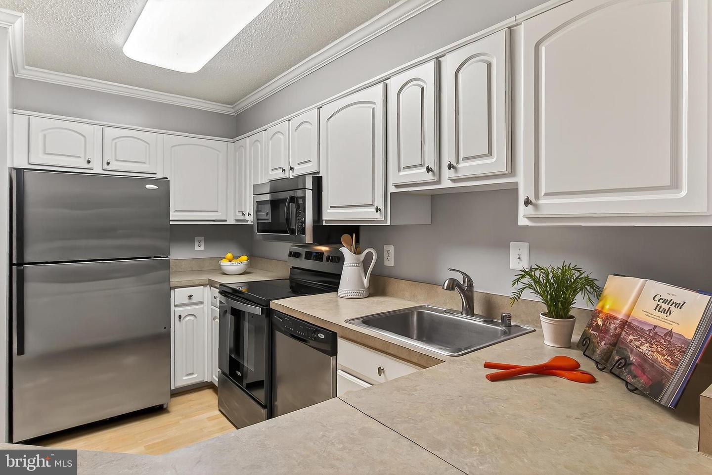 2100 LANGSTON BLVD #237, ARLINGTON, Virginia 22201, 2 Bedrooms Bedrooms, ,1 BathroomBathrooms,Residential,For sale,2100 LANGSTON BLVD #237,VAAR2066760 MLS # VAAR2066760 2100 LANGSTON BLVD #237, ARLINGTON, Virginia 22201, 2 Bedrooms Bedrooms, ,1 BathroomBathrooms,Residential,For sale,2100 LANGSTON BLVD #237,VAAR2066760 MLS # VAAR2066760