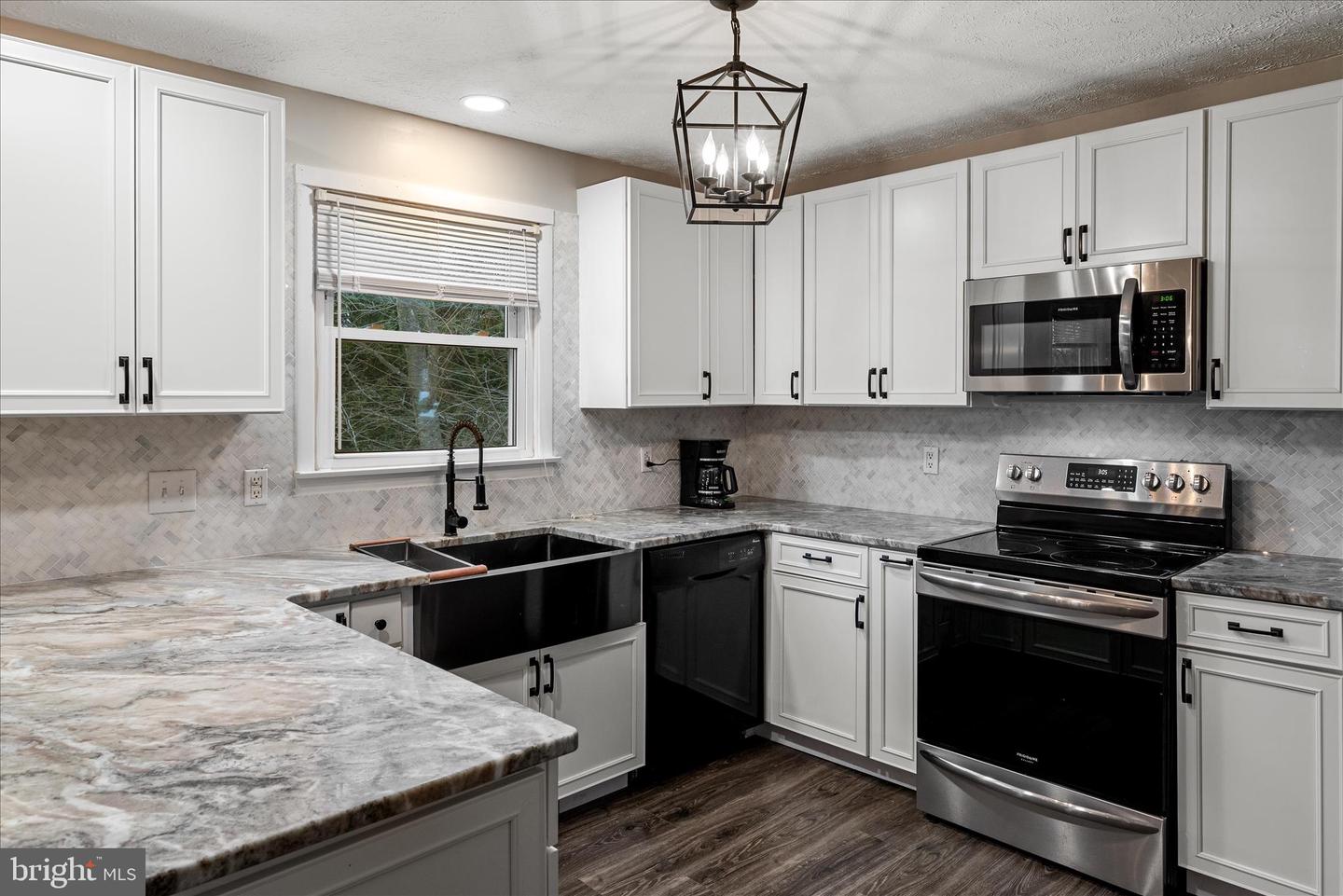 133 MEADE DR, WINCHESTER, Virginia 22602, 3 Bedrooms Bedrooms, ,3 BathroomsBathrooms,Residential,For sale,133 MEADE DR,VAFV2038412 MLS # VAFV2038412 133 MEADE DR, WINCHESTER, Virginia 22602, 3 Bedrooms Bedrooms, ,3 BathroomsBathrooms,Residential,For sale,133 MEADE DR,VAFV2038412 MLS # VAFV2038412