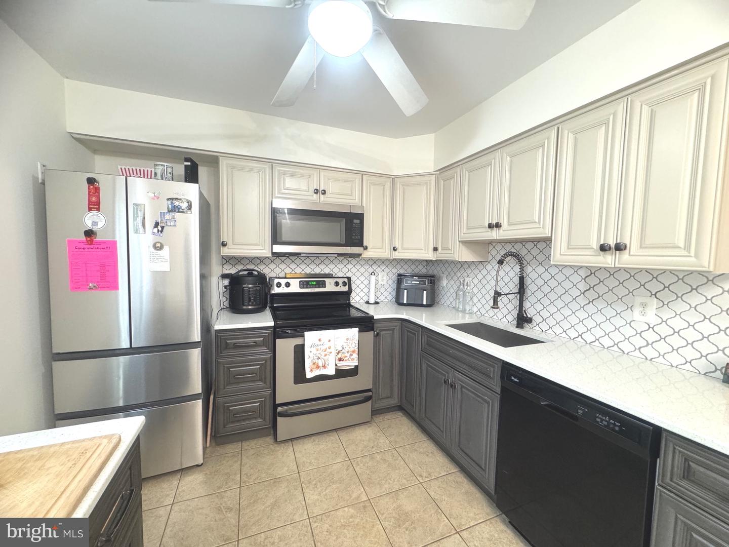 4659 CHARLTON CT, WOODBRIDGE, Virginia 22193, 3 Bedrooms Bedrooms, ,1 BathroomBathrooms,Residential,For sale,4659 CHARLTON CT,VAPW2108948 MLS # VAPW2108948 4659 CHARLTON CT, WOODBRIDGE, Virginia 22193, 3 Bedrooms Bedrooms, ,1 BathroomBathrooms,Residential,For sale,4659 CHARLTON CT,VAPW2108948 MLS # VAPW2108948