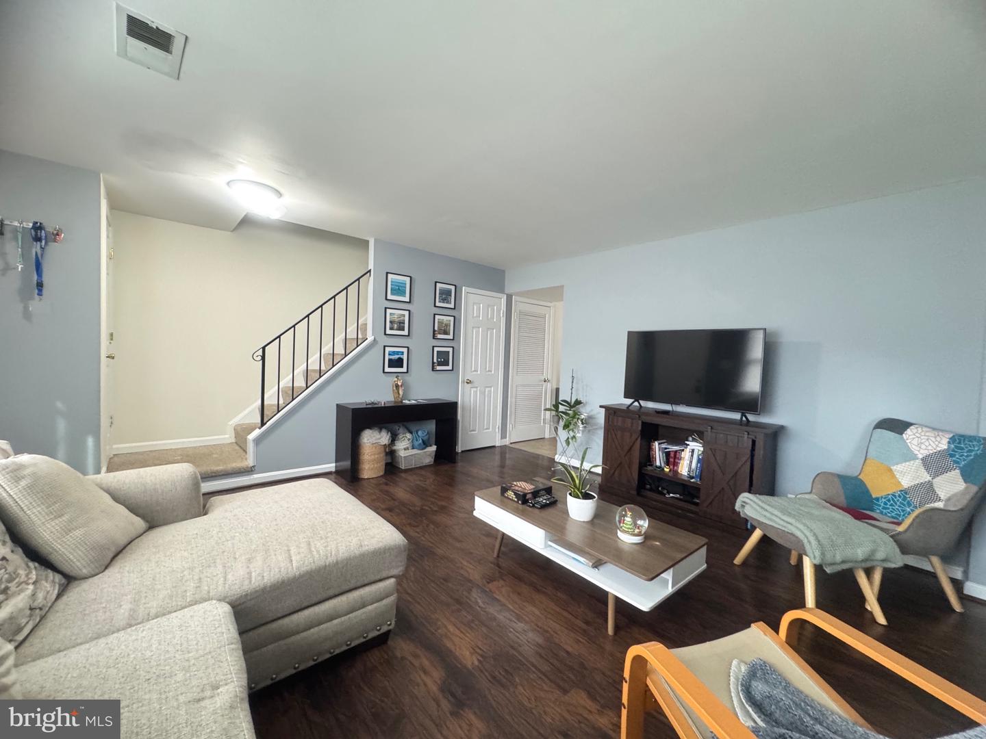 4659 CHARLTON CT, WOODBRIDGE, Virginia 22193, 3 Bedrooms Bedrooms, ,1 BathroomBathrooms,Residential,For sale,4659 CHARLTON CT,VAPW2108948 MLS # VAPW2108948 4659 CHARLTON CT, WOODBRIDGE, Virginia 22193, 3 Bedrooms Bedrooms, ,1 BathroomBathrooms,Residential,For sale,4659 CHARLTON CT,VAPW2108948 MLS # VAPW2108948