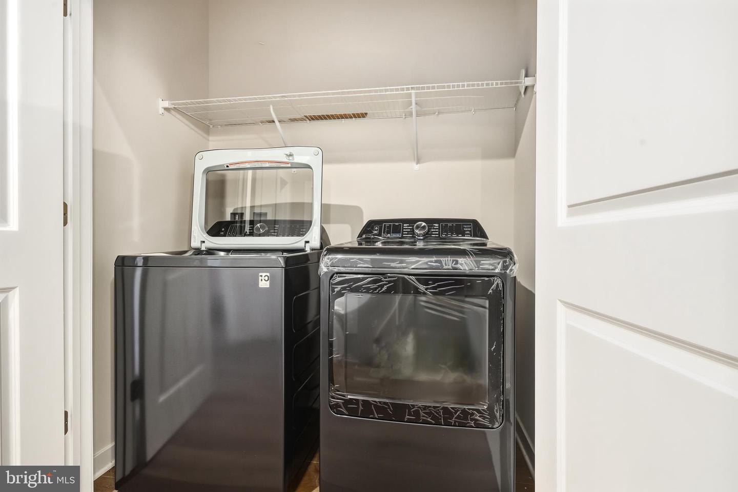 13508 INNOVATION STATION LOOP #3B, HERNDON, Virginia 20171, 3 Bedrooms Bedrooms, ,2 BathroomsBathrooms,Residential,For sale,13508 INNOVATION STATION LOOP #3B,VAFX2282188 MLS # VAFX2282188 13508 INNOVATION STATION LOOP #3B, HERNDON, Virginia 20171, 3 Bedrooms Bedrooms, ,2 BathroomsBathrooms,Residential,For sale,13508 INNOVATION STATION LOOP #3B,VAFX2282188 MLS # VAFX2282188