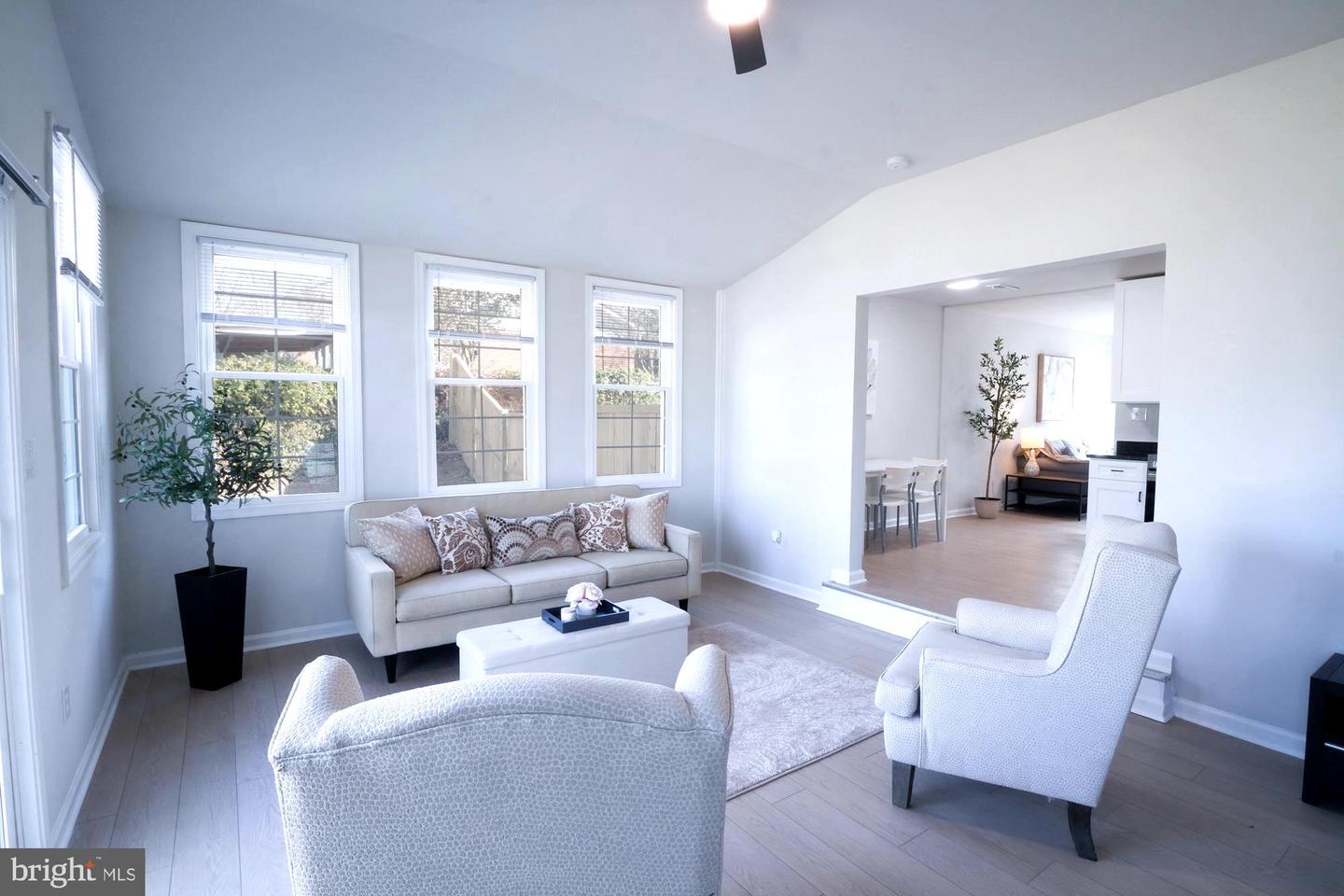 3308 BRADFORD ST, WOODBRIDGE, Virginia 22193, 3 Bedrooms Bedrooms, ,2 BathroomsBathrooms,Residential,For sale,3308 BRADFORD ST,VAPW2109006 MLS # VAPW2109006 3308 BRADFORD ST, WOODBRIDGE, Virginia 22193, 3 Bedrooms Bedrooms, ,2 BathroomsBathrooms,Residential,For sale,3308 BRADFORD ST,VAPW2109006 MLS # VAPW2109006