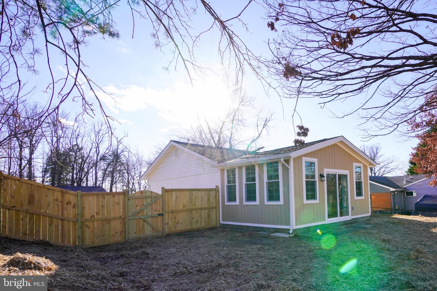 3308 BRADFORD ST, WOODBRIDGE, Virginia 22193, 3 Bedrooms Bedrooms, ,2 BathroomsBathrooms,Residential,For sale,3308 BRADFORD ST,VAPW2109006 MLS # VAPW2109006 3308 BRADFORD ST, WOODBRIDGE, Virginia 22193, 3 Bedrooms Bedrooms, ,2 BathroomsBathrooms,Residential,For sale,3308 BRADFORD ST,VAPW2109006 MLS # VAPW2109006