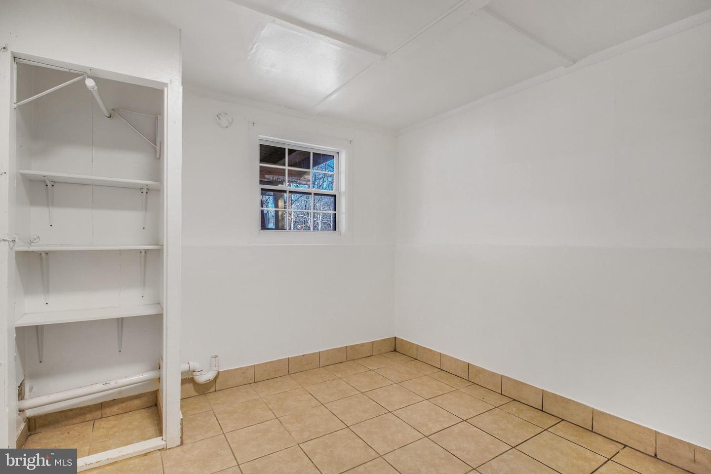 111 GALAXIE DR, FREDERICKSBURG, Virginia 22407, 5 Bedrooms Bedrooms, ,2 BathroomsBathrooms,Residential,For sale,111 GALAXIE DR,VASP2038114 MLS # VASP2038114