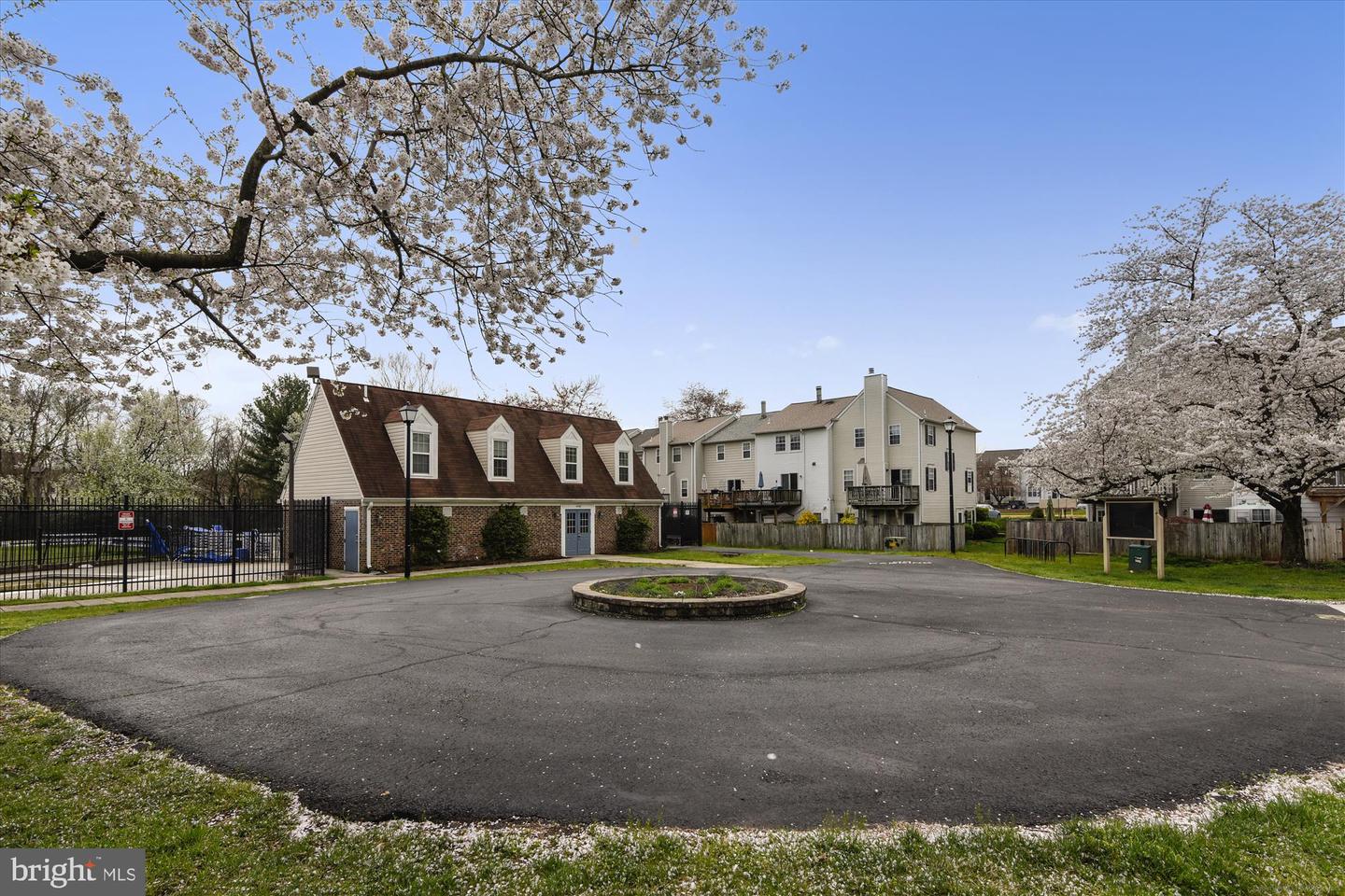 13713 AUTUMN VALE CT #30B, CHANTILLY, Virginia 20151, 3 Bedrooms Bedrooms, ,2 BathroomsBathrooms,Residential,For sale,13713 AUTUMN VALE CT #30B,VAFX2262838 MLS # VAFX2262838 13713 AUTUMN VALE CT #30B, CHANTILLY, Virginia 20151, 3 Bedrooms Bedrooms, ,2 BathroomsBathrooms,Residential,For sale,13713 AUTUMN VALE CT #30B,VAFX2262838 MLS # VAFX2262838