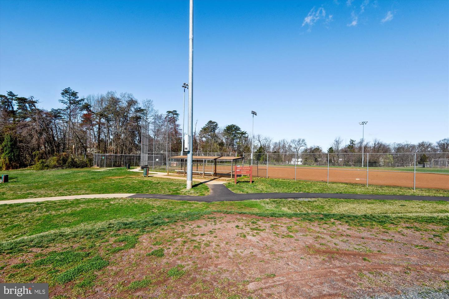 13713 AUTUMN VALE CT #30B, CHANTILLY, Virginia 20151, 3 Bedrooms Bedrooms, ,2 BathroomsBathrooms,Residential,For sale,13713 AUTUMN VALE CT #30B,VAFX2262838 MLS # VAFX2262838 13713 AUTUMN VALE CT #30B, CHANTILLY, Virginia 20151, 3 Bedrooms Bedrooms, ,2 BathroomsBathrooms,Residential,For sale,13713 AUTUMN VALE CT #30B,VAFX2262838 MLS # VAFX2262838