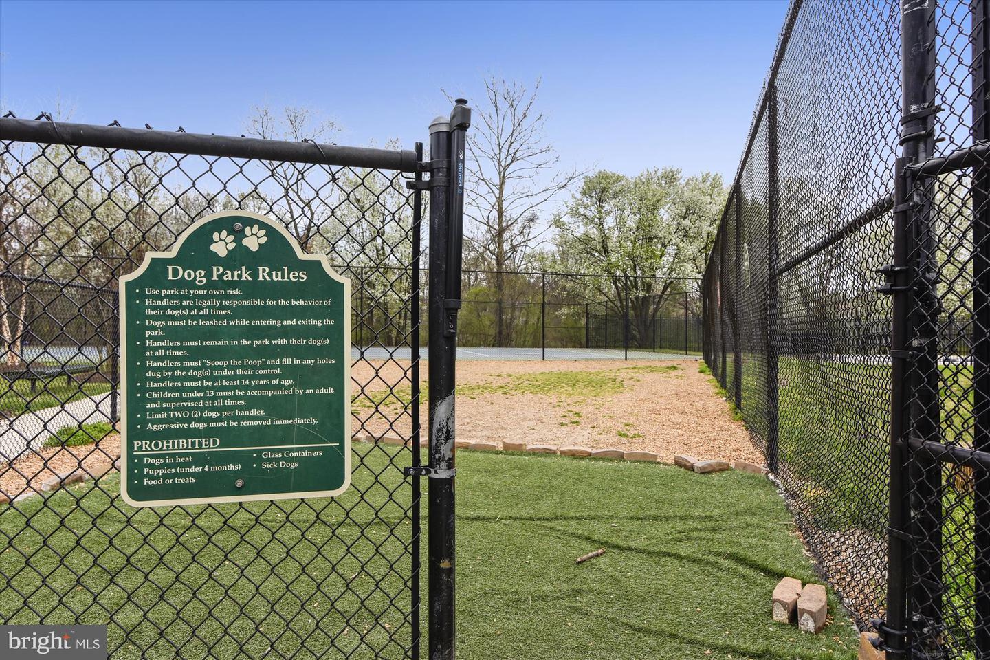 13713 AUTUMN VALE CT #30B, CHANTILLY, Virginia 20151, 3 Bedrooms Bedrooms, ,2 BathroomsBathrooms,Residential,For sale,13713 AUTUMN VALE CT #30B,VAFX2262838 MLS # VAFX2262838 13713 AUTUMN VALE CT #30B, CHANTILLY, Virginia 20151, 3 Bedrooms Bedrooms, ,2 BathroomsBathrooms,Residential,For sale,13713 AUTUMN VALE CT #30B,VAFX2262838 MLS # VAFX2262838