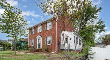 1209 PARCELL ST, FREDERICKSBURG, Virginia 22401, 4 Bedrooms Bedrooms, 16 Rooms Rooms,2 BathroomsBathrooms,Residential,For sale,1209 PARCELL ST,VAFB2008926 MLS # VAFB2008926