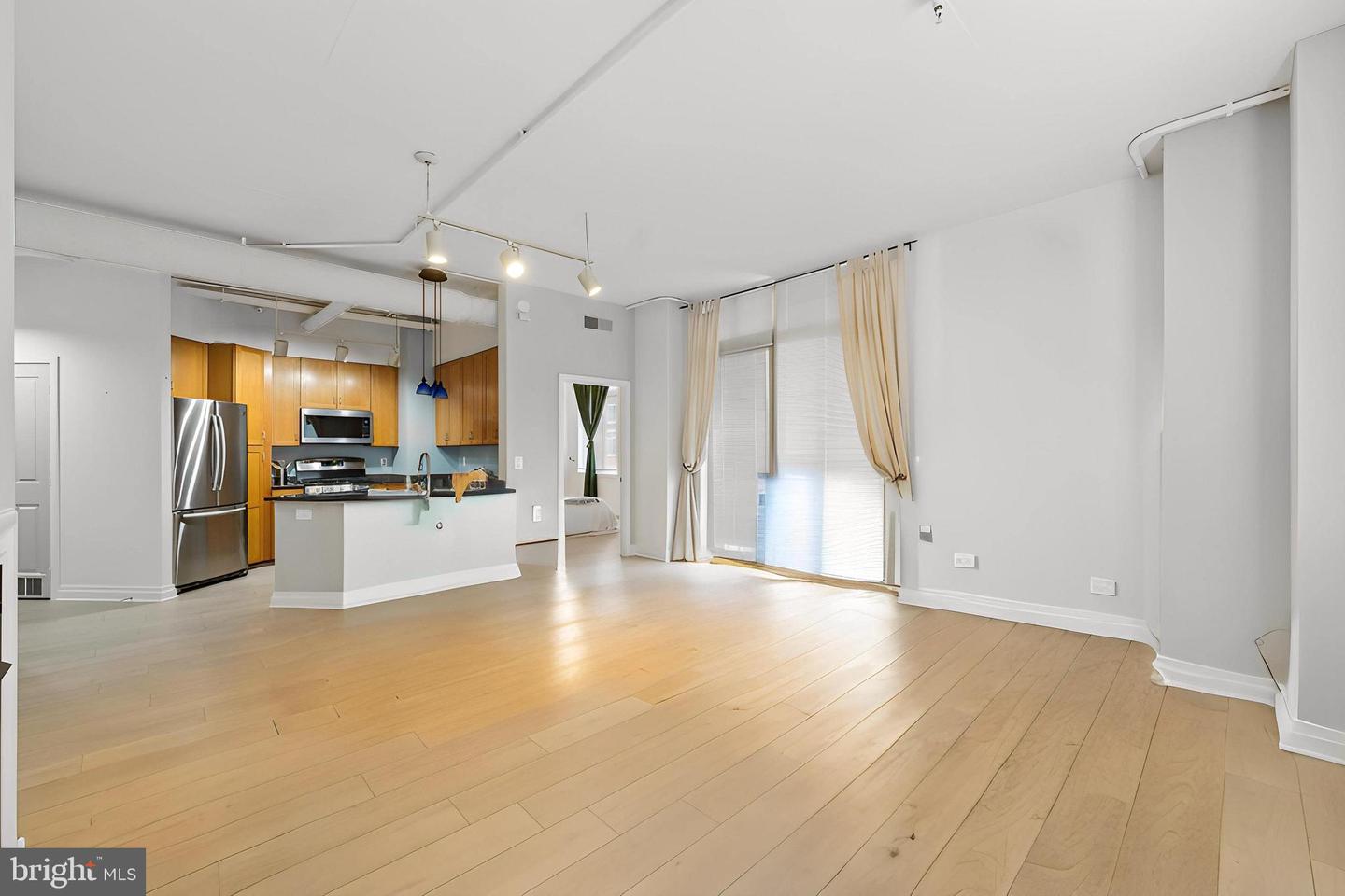 4490 MARKET COMMONS DR #202, FAIRFAX, Virginia 22033, 2 Bedrooms Bedrooms, ,2 BathroomsBathrooms,Residential,For sale,4490 MARKET COMMONS DR #202,VAFX2272916 MLS # VAFX2272916 4490 MARKET COMMONS DR #202, FAIRFAX, Virginia 22033, 2 Bedrooms Bedrooms, ,2 BathroomsBathrooms,Residential,For sale,4490 MARKET COMMONS DR #202,VAFX2272916 MLS # VAFX2272916