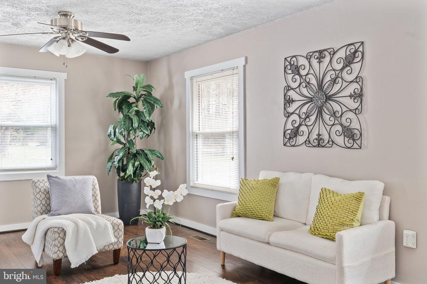 1758 KINGSLAND RD, RICHMOND, Virginia 23231, 3 Bedrooms Bedrooms, ,1 BathroomBathrooms,Residential,For sale,1758 KINGSLAND RD,VAHN2001120 MLS # VAHN2001120 1758 KINGSLAND RD, RICHMOND, Virginia 23231, 3 Bedrooms Bedrooms, ,1 BathroomBathrooms,Residential,For sale,1758 KINGSLAND RD,VAHN2001120 MLS # VAHN2001120