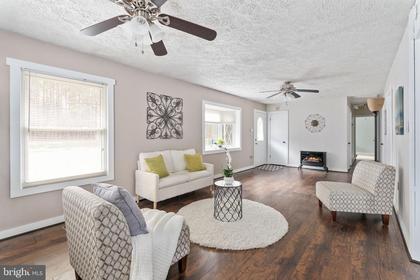 1758 KINGSLAND RD, RICHMOND, Virginia 23231, 3 Bedrooms Bedrooms, ,1 BathroomBathrooms,Residential,For sale,1758 KINGSLAND RD,VAHN2001120 MLS # VAHN2001120 1758 KINGSLAND RD, RICHMOND, Virginia 23231, 3 Bedrooms Bedrooms, ,1 BathroomBathrooms,Residential,For sale,1758 KINGSLAND RD,VAHN2001120 MLS # VAHN2001120